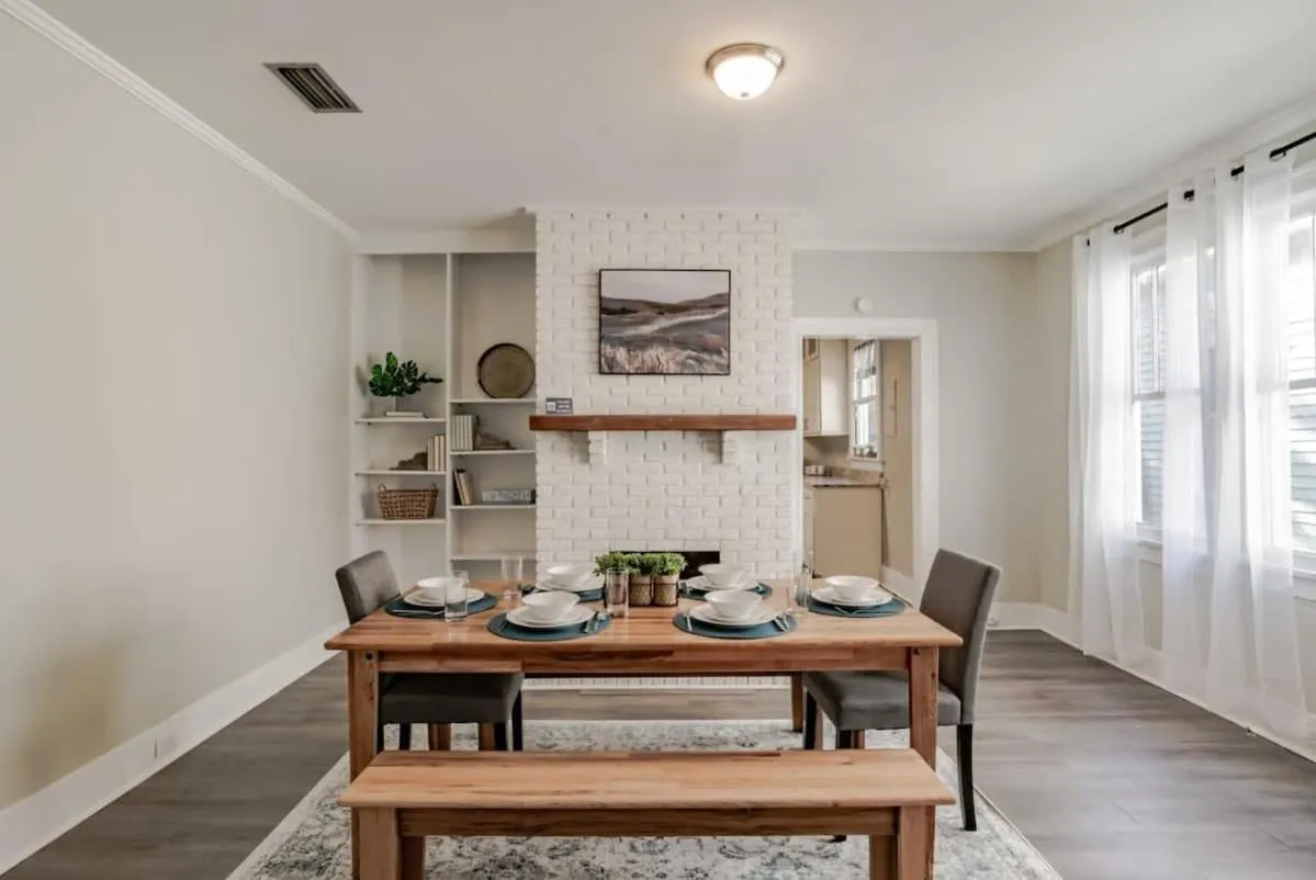 Modern Cottage on Michigan