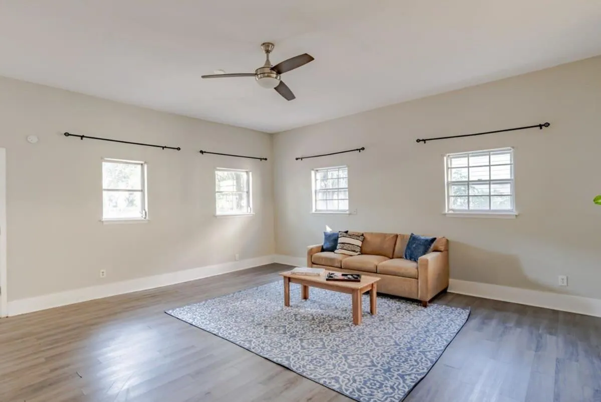 Modern Cottage on Michigan