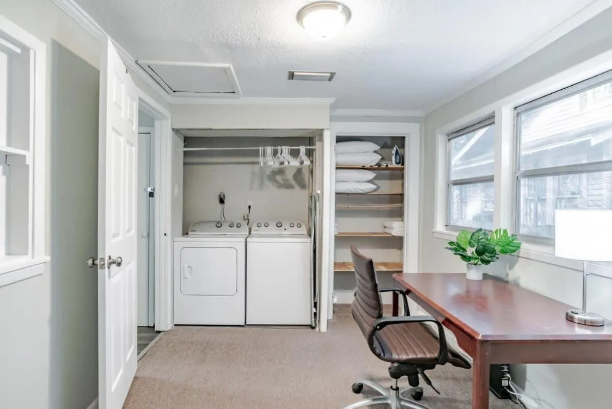 Modern Cottage on Michigan