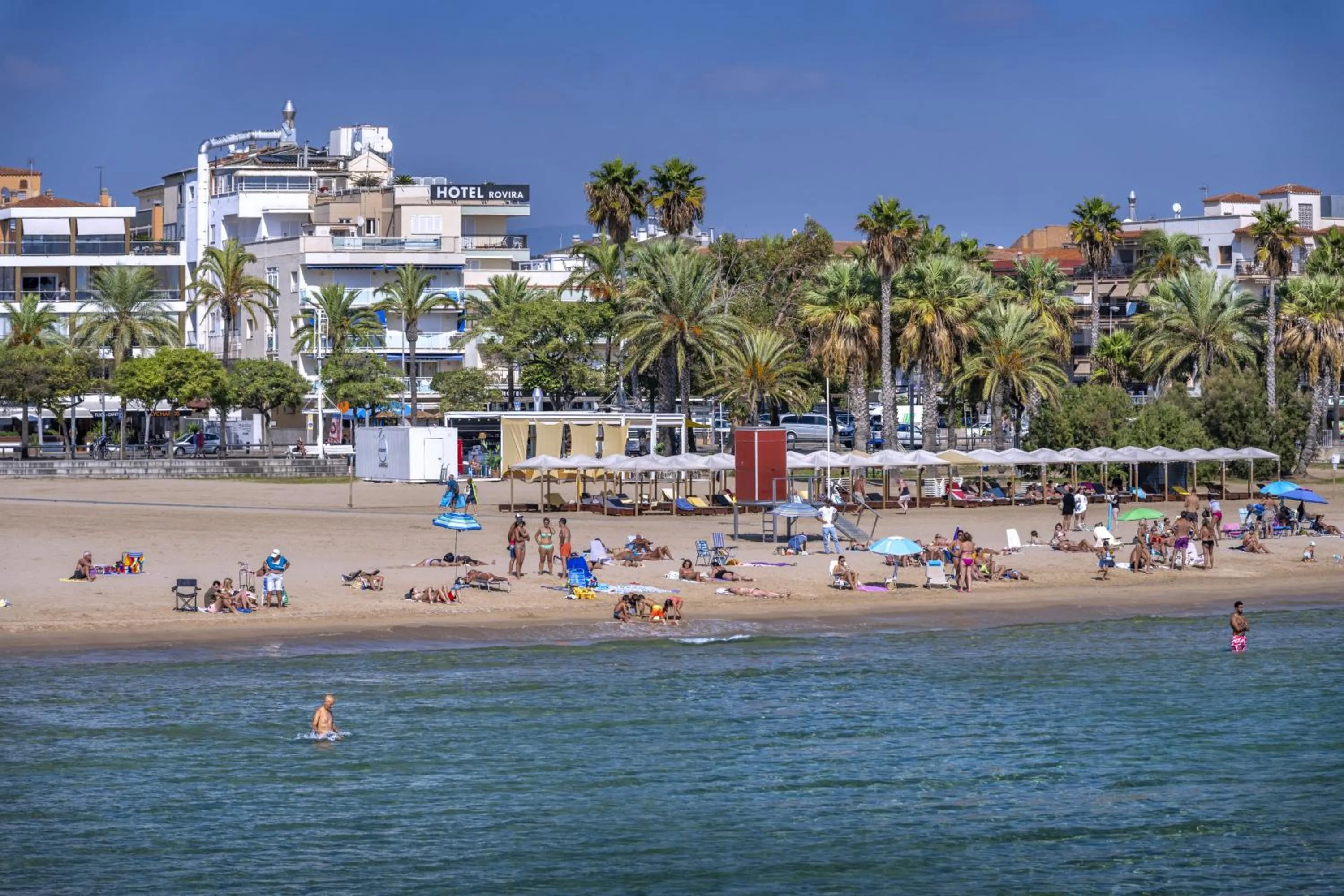 Property building in Hotel Rovira