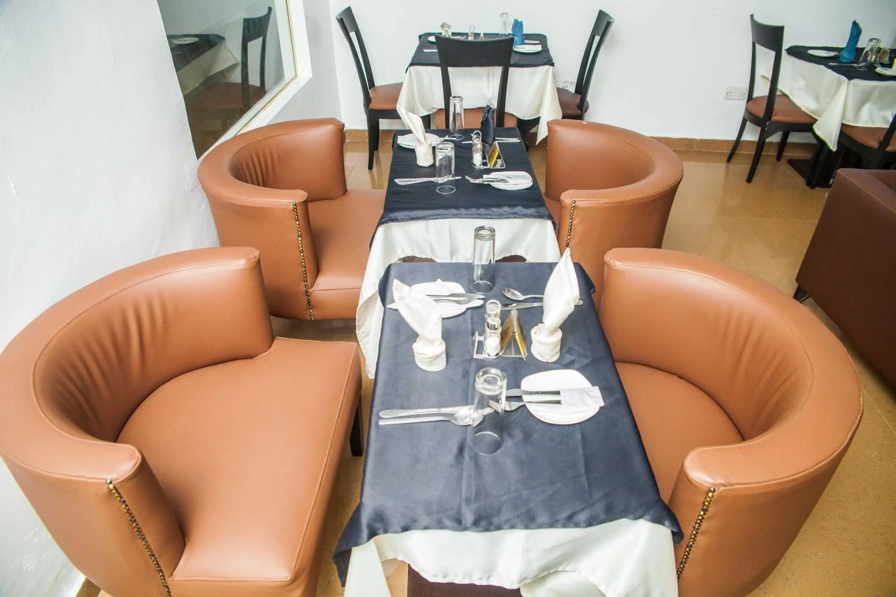 Restaurant/places to eat in G61 Hotel Restaurant/places to eat in G61 Hotel