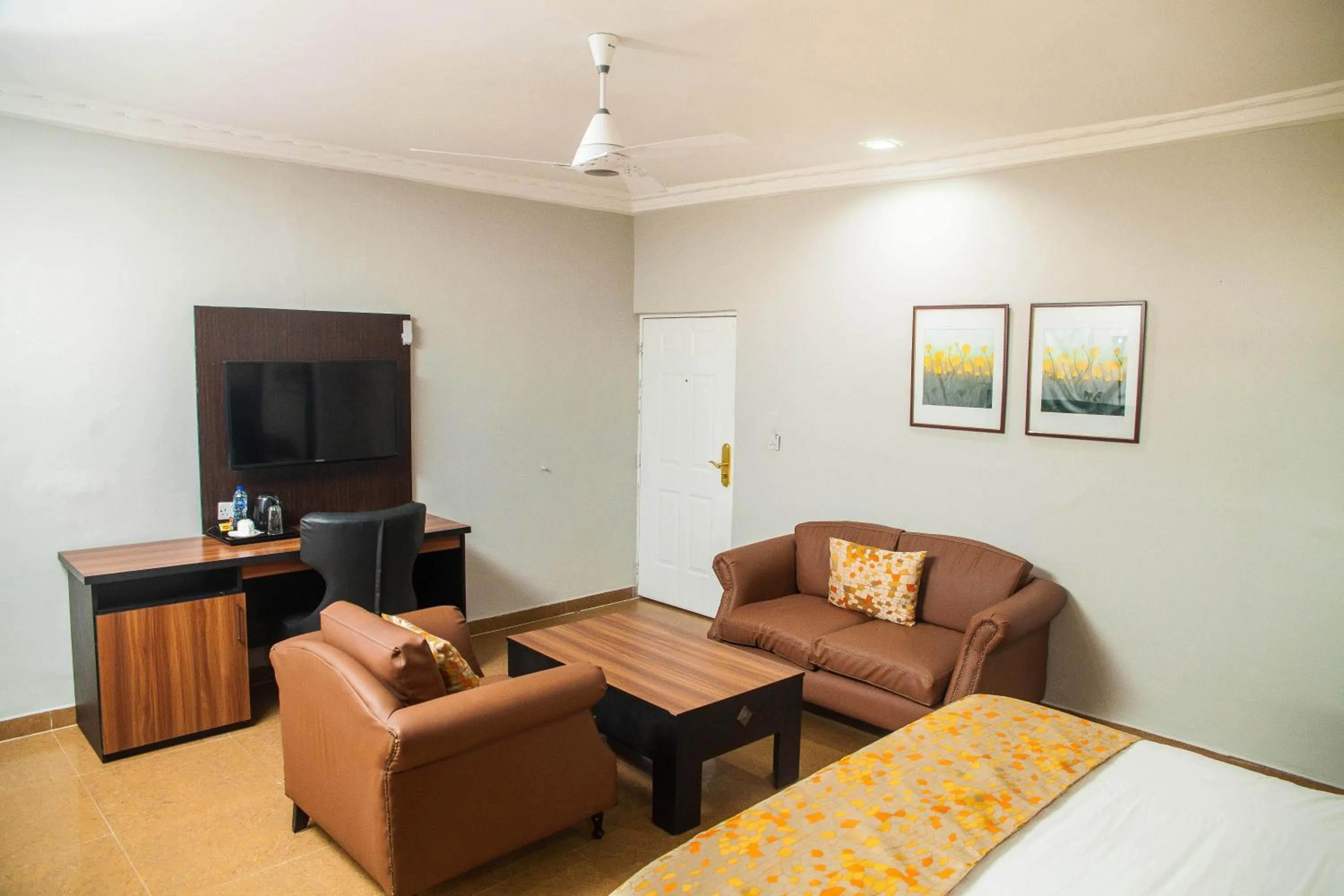 TV and multimedia, Bed in G61 Hotel