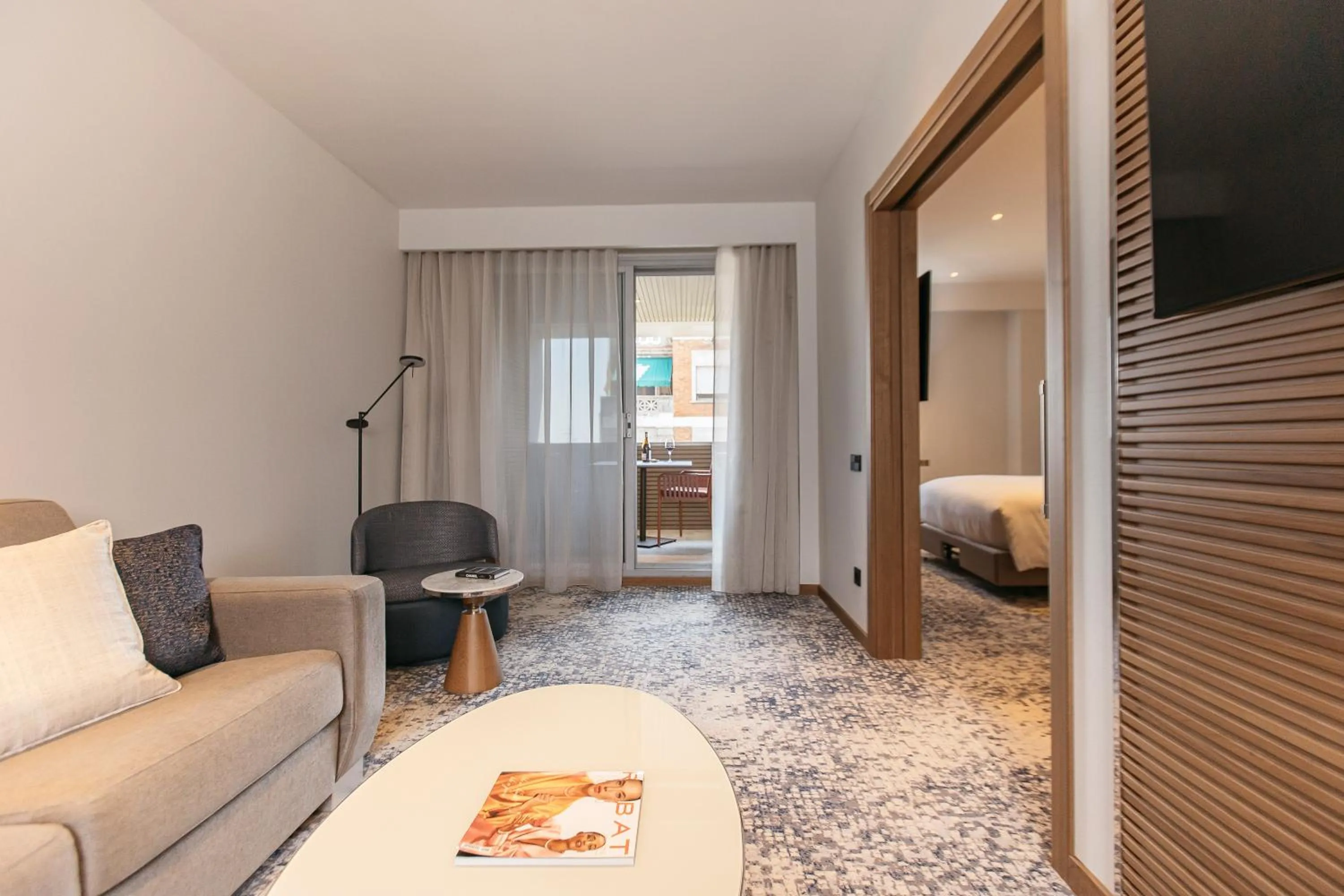 Living room, Bed in InterContinental Barcelona by IHG