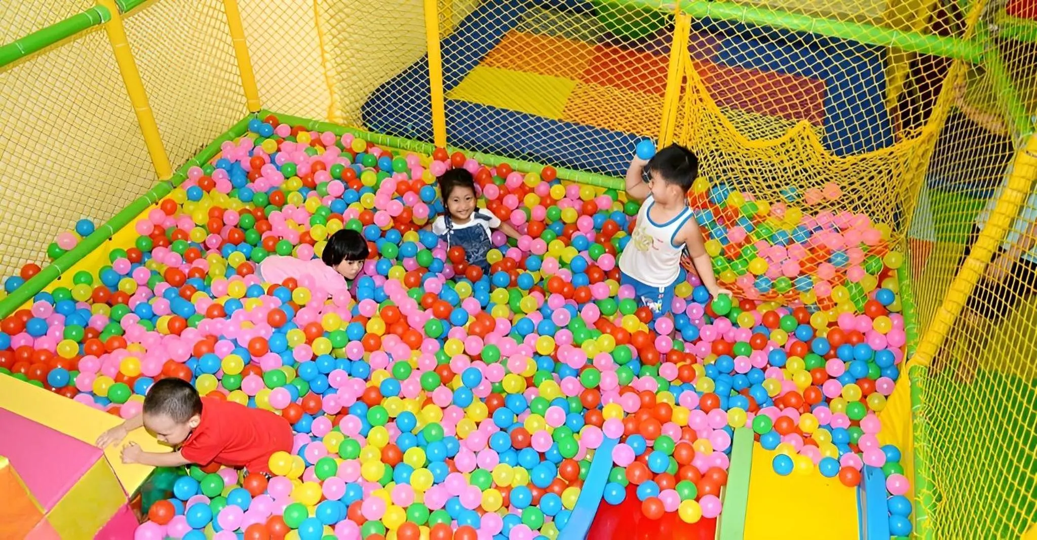 Children play ground in Tung Quang Hotel