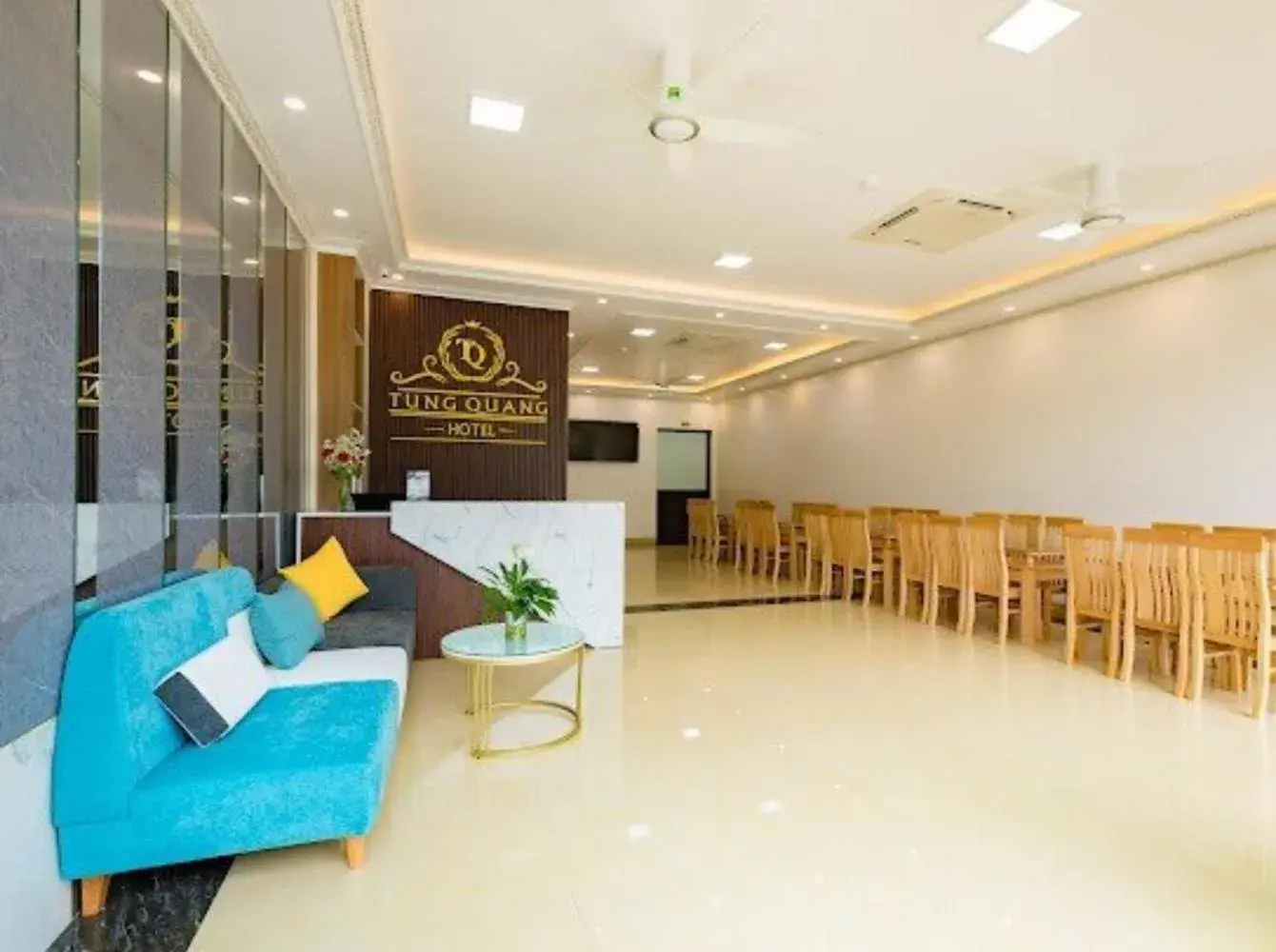 Property building in Tung Quang Hotel Property building in Tung Quang Hotel