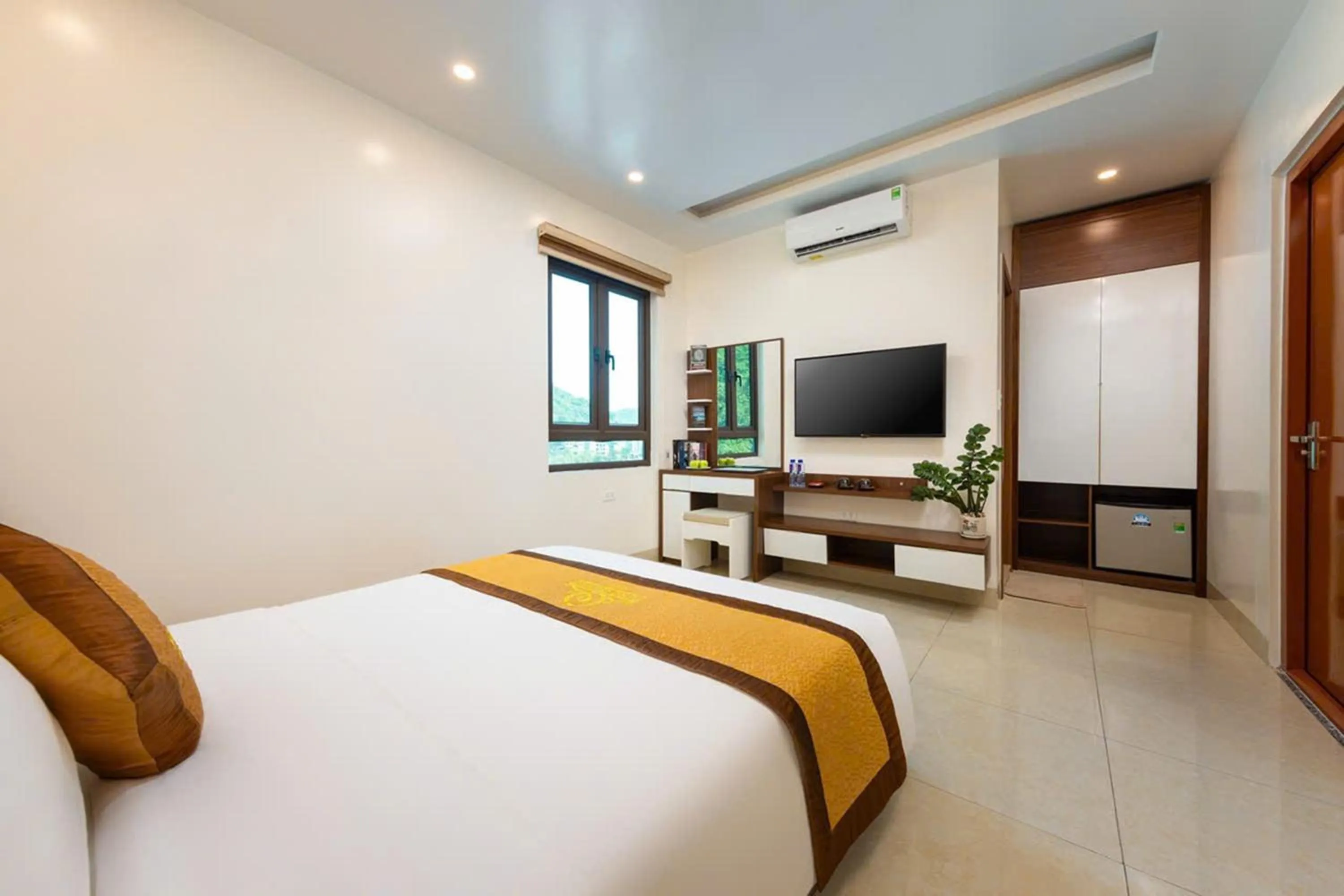 Bed in Tung Quang Hotel