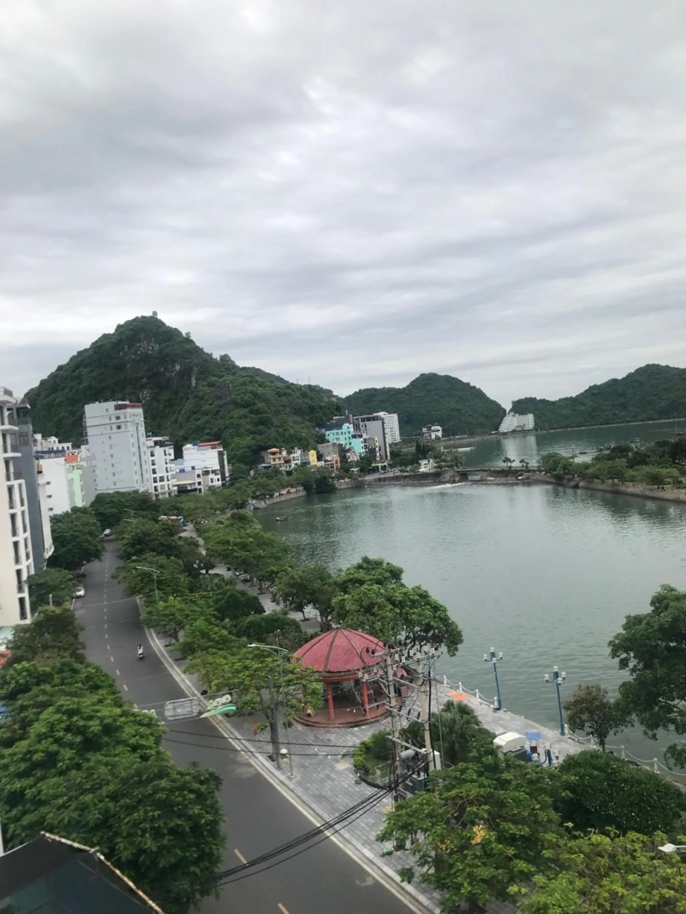 Nearby landmark in Tung Quang Hotel