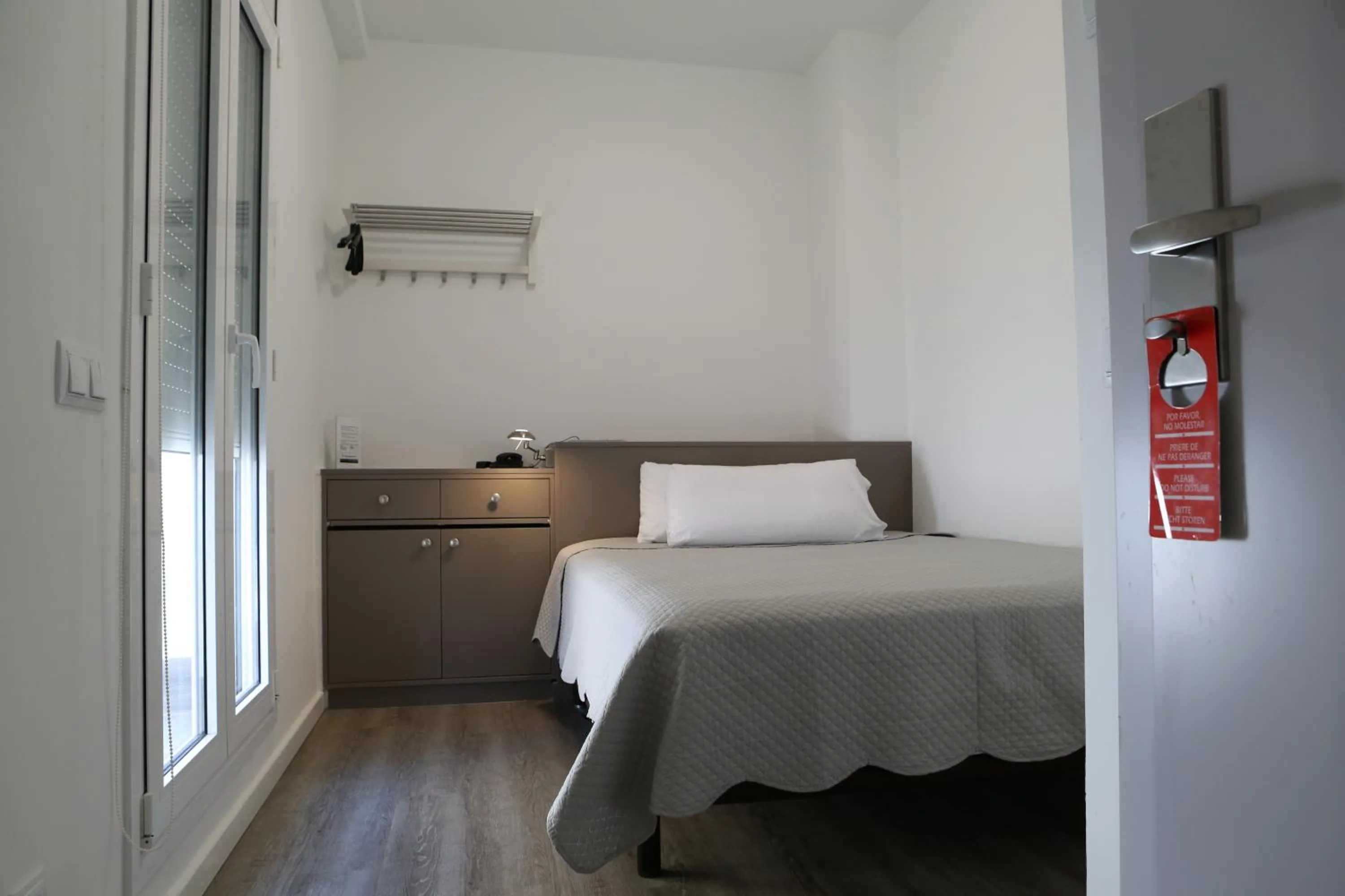 Bed in Hotel Alguer Camp Nou