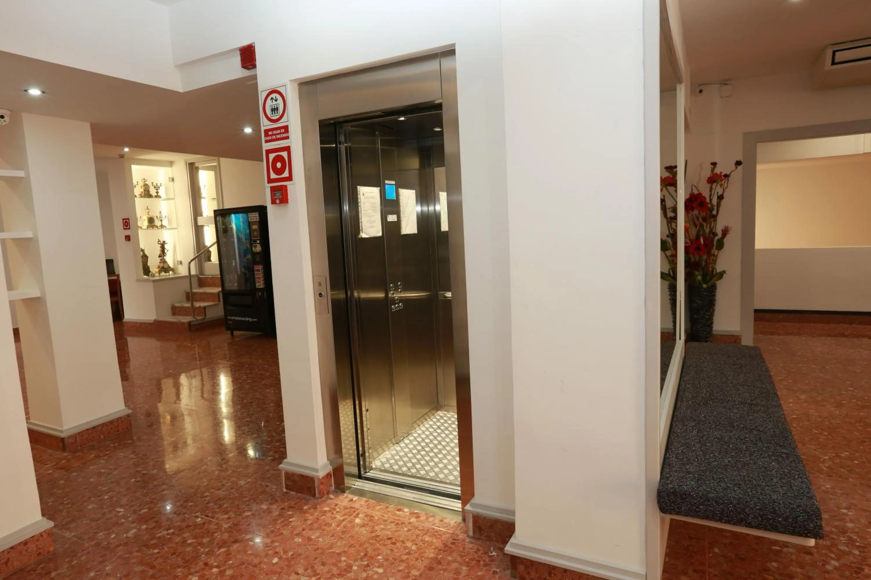 Lobby or reception in Hotel Alguer Camp Nou