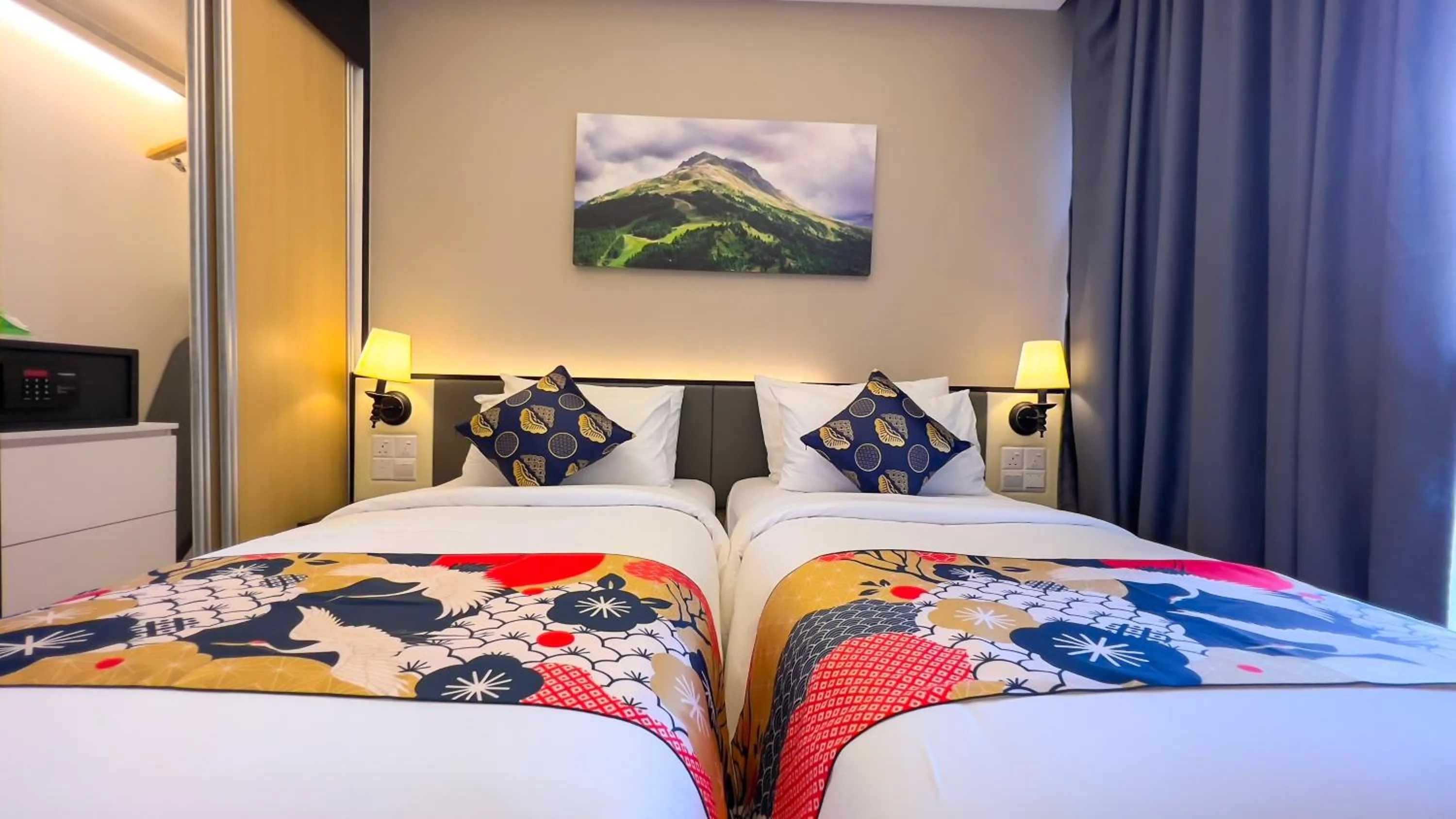 Bed in The Yanné, Onsen Hotel