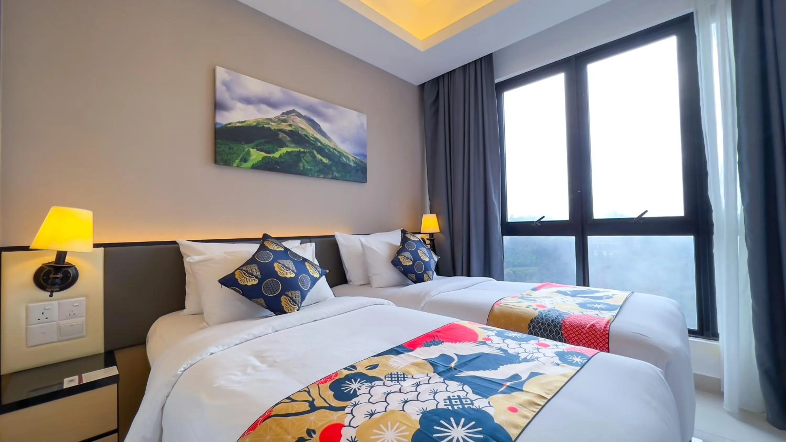 Bed in The Yanné, Onsen Hotel