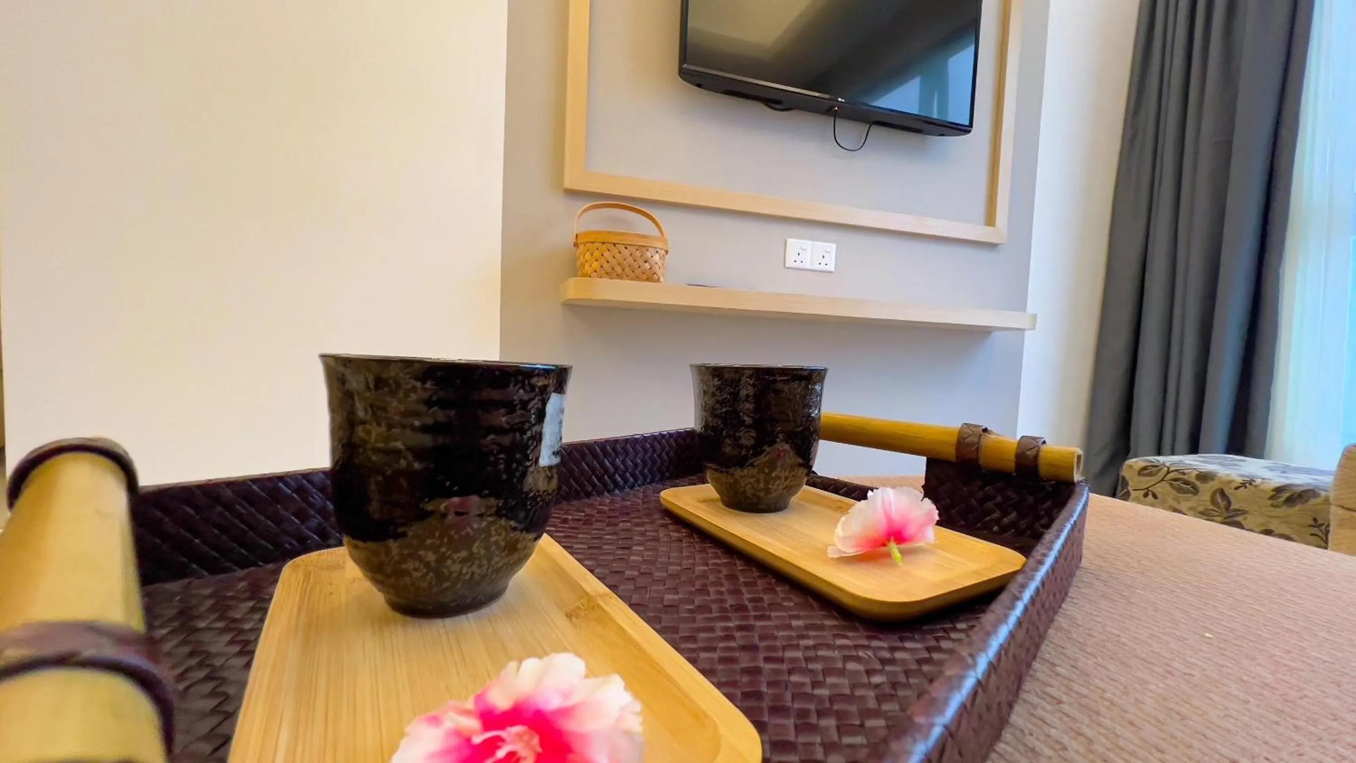 Massage in The Yanné, Onsen Hotel