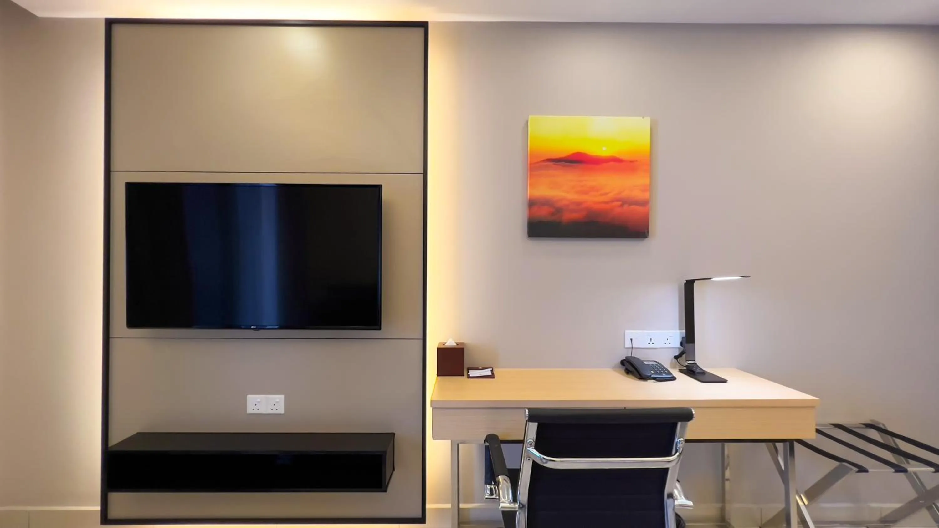 The Yanné, Onsen Hotel