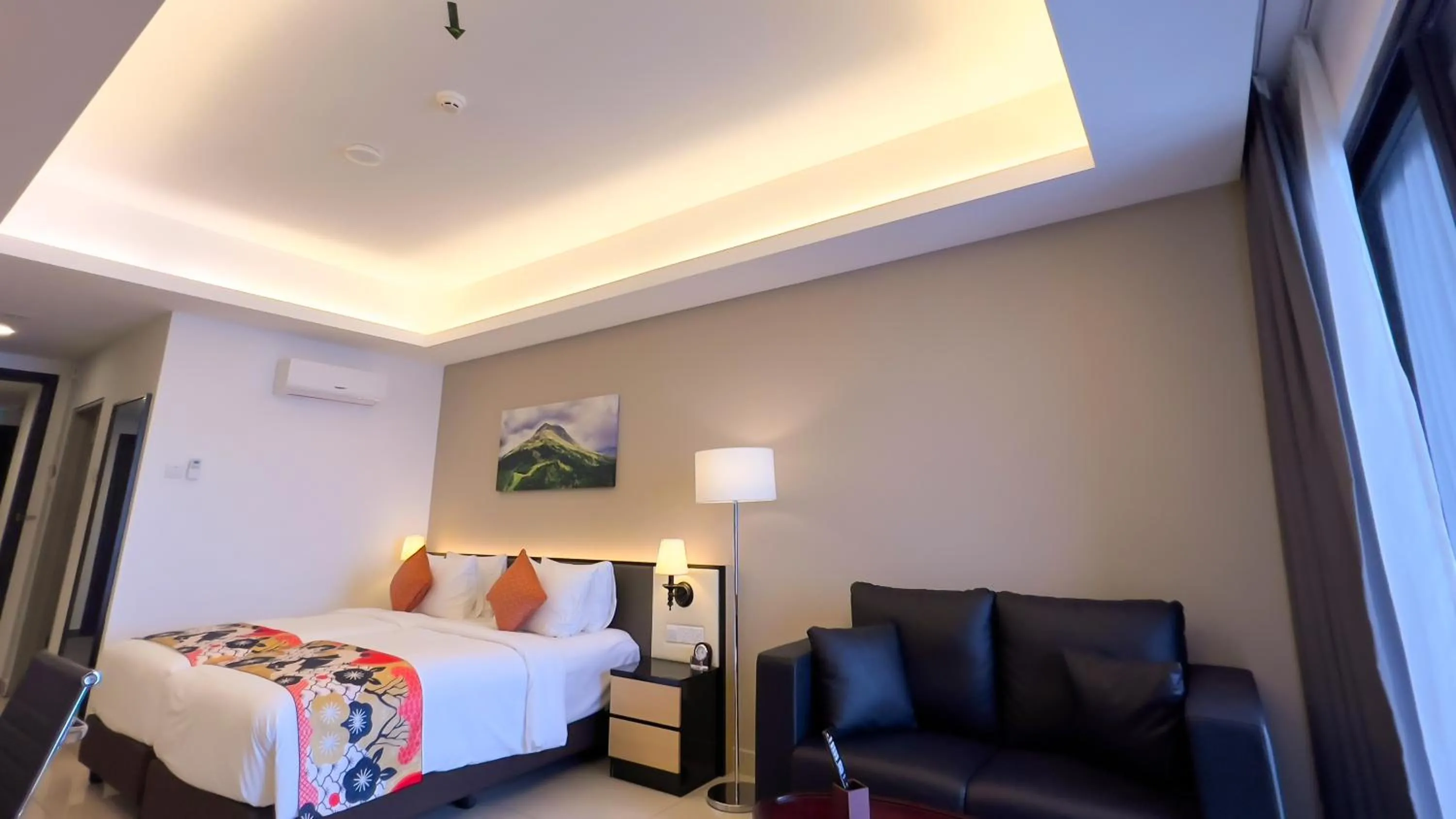 Bed in The Yanné, Onsen Hotel