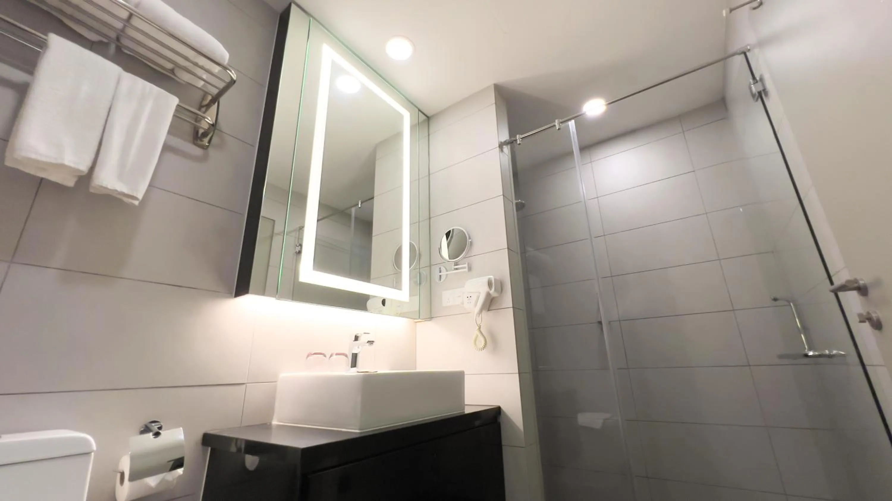 The Yanné, Onsen Hotel