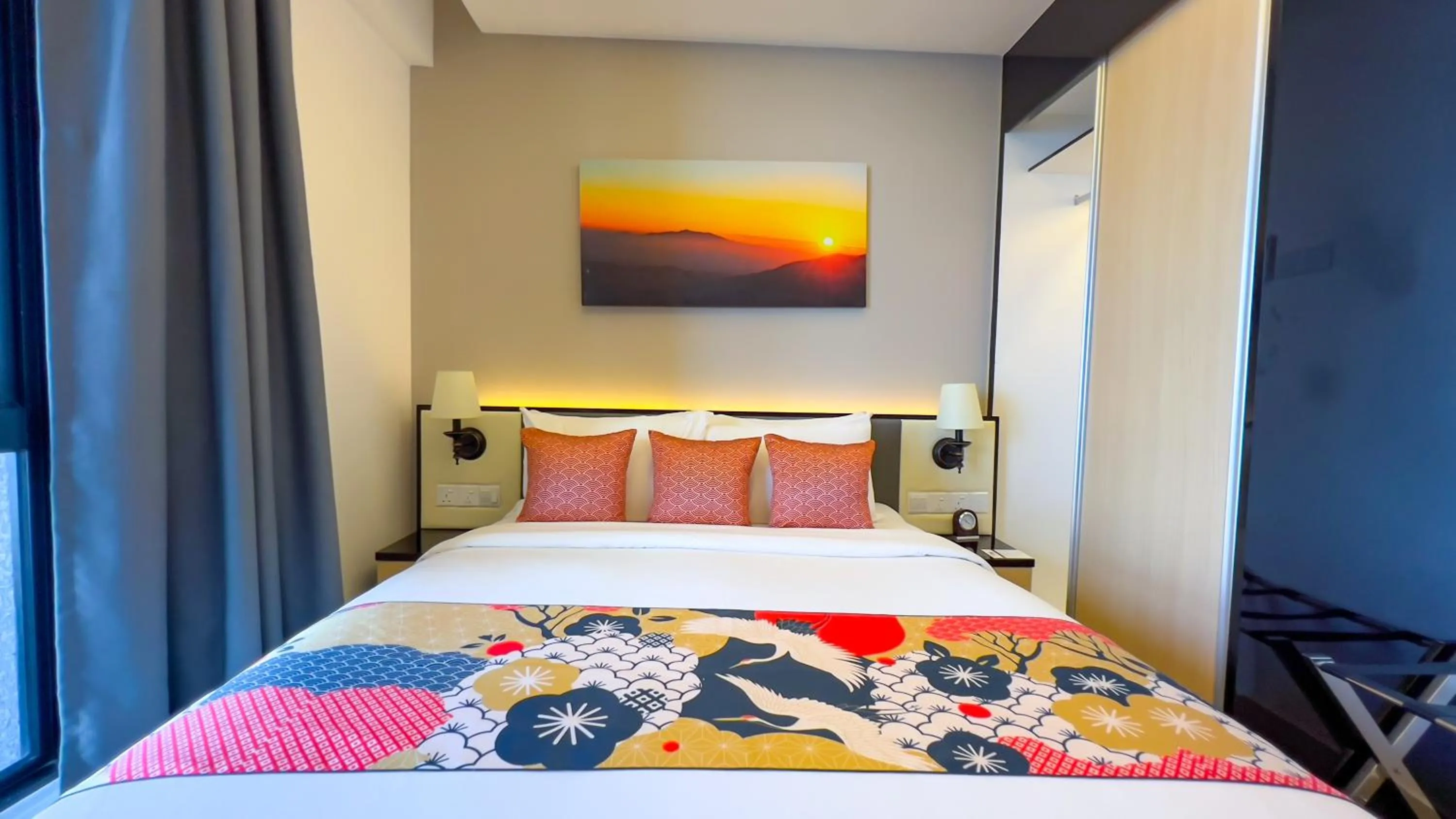 Bed in The Yanné, Onsen Hotel