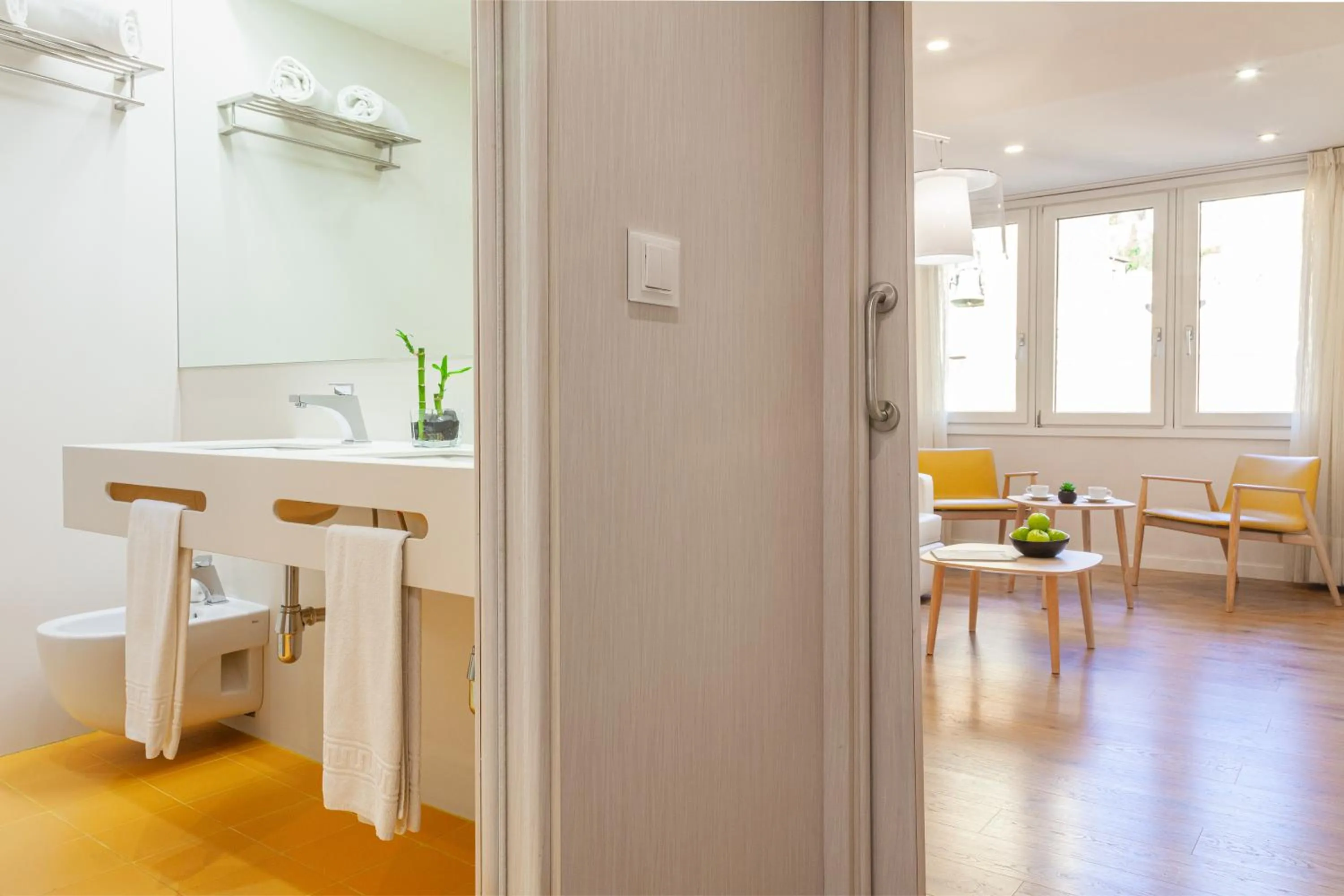 Toilet in Hotel Maciá Granada Five Senses Rooms & Suites