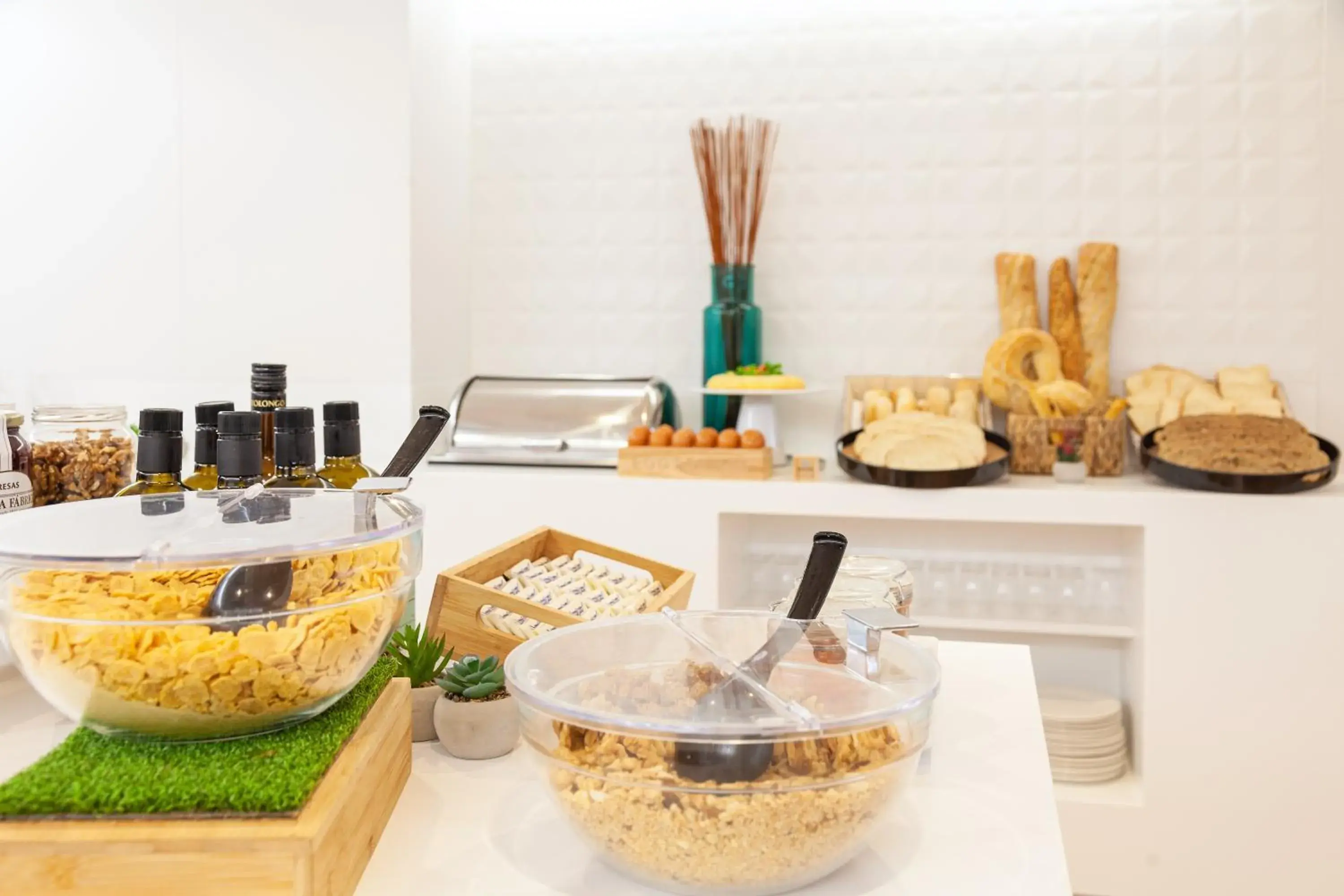 Buffet breakfast in Hotel Maciá Granada Five Senses Rooms & Suites Buffet breakfast in Hotel Maciá Granada Five Senses Rooms & Suites