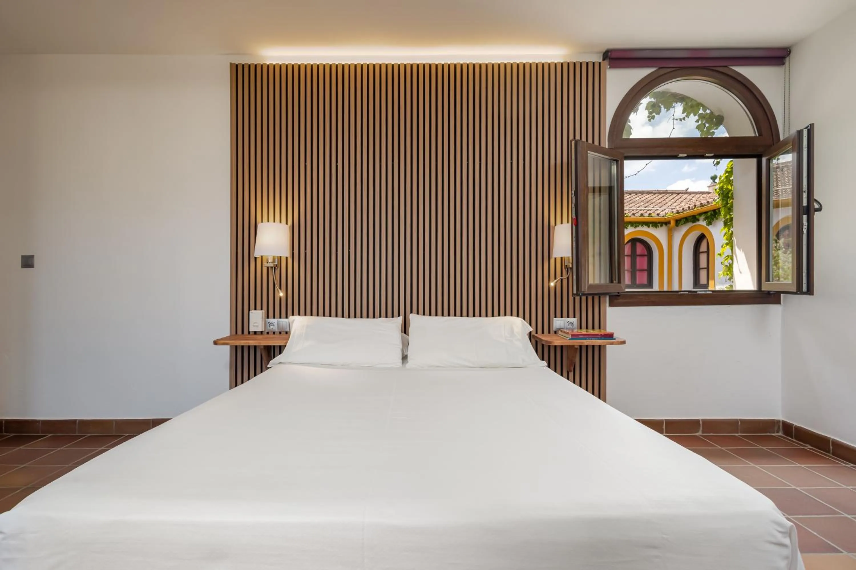 Bed in Cerro de Hijar