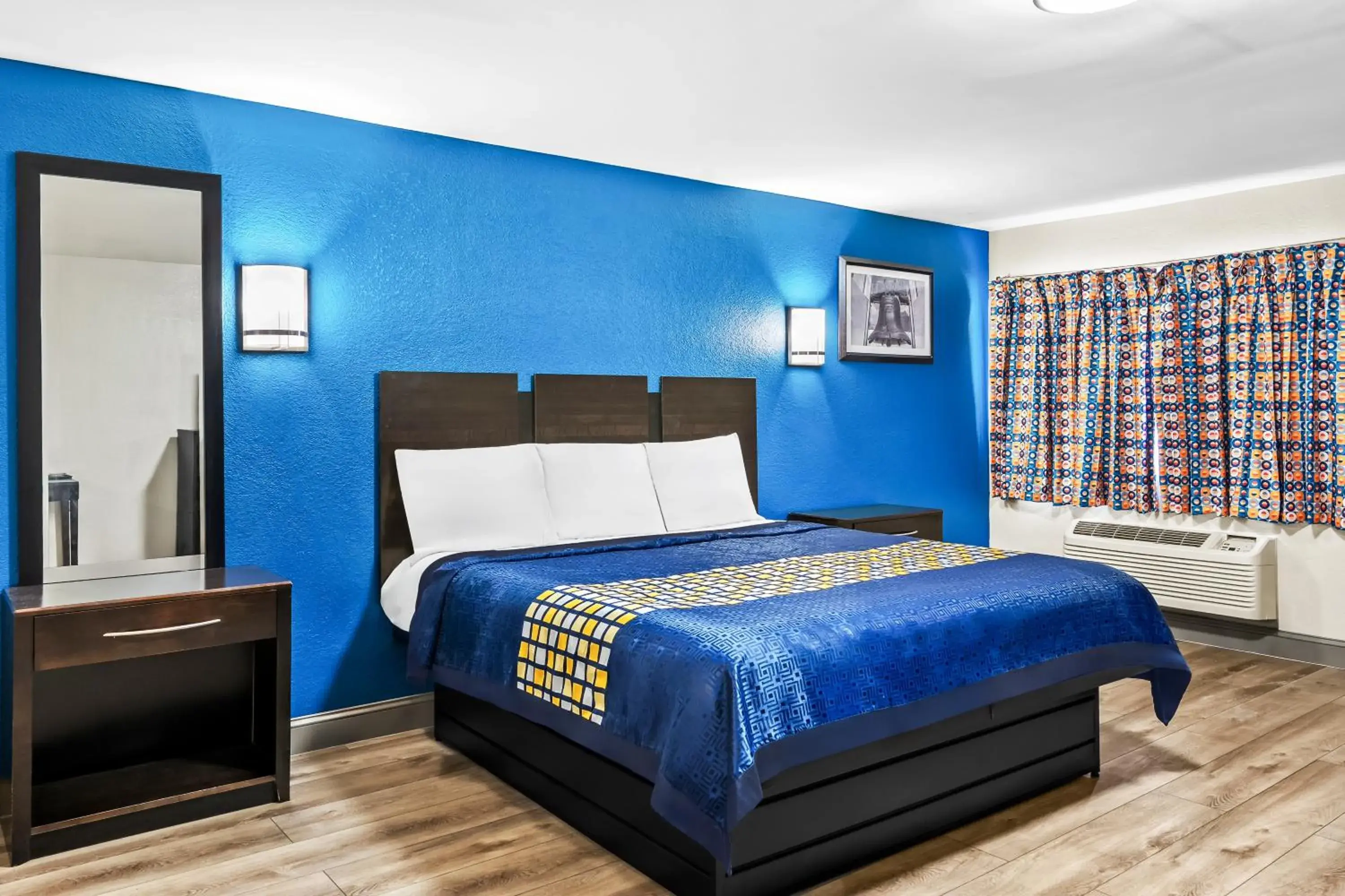 Standard King Room in Red Carpet Inn and Suites Standard King Room in Red Carpet Inn and Suites