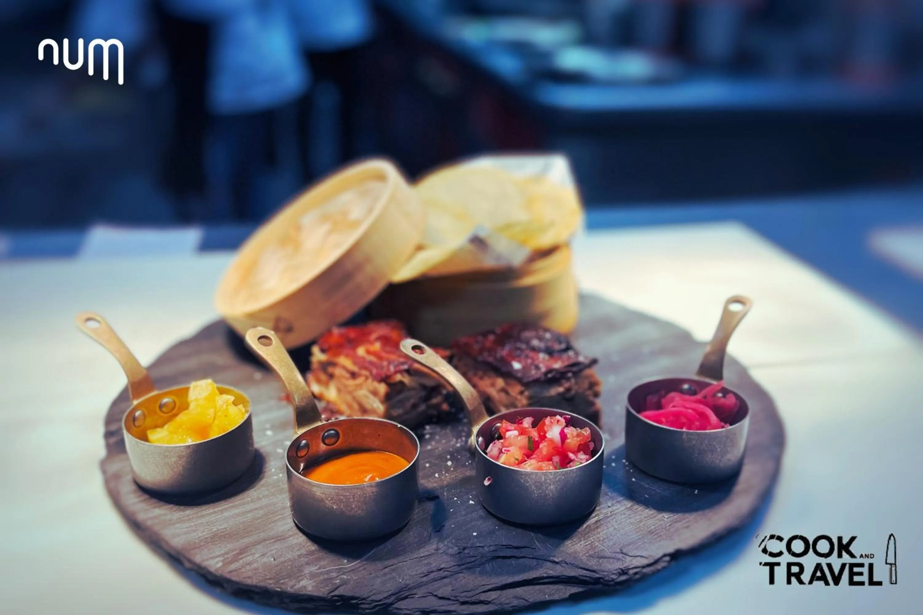 Restaurant/places to eat in Num Hotel