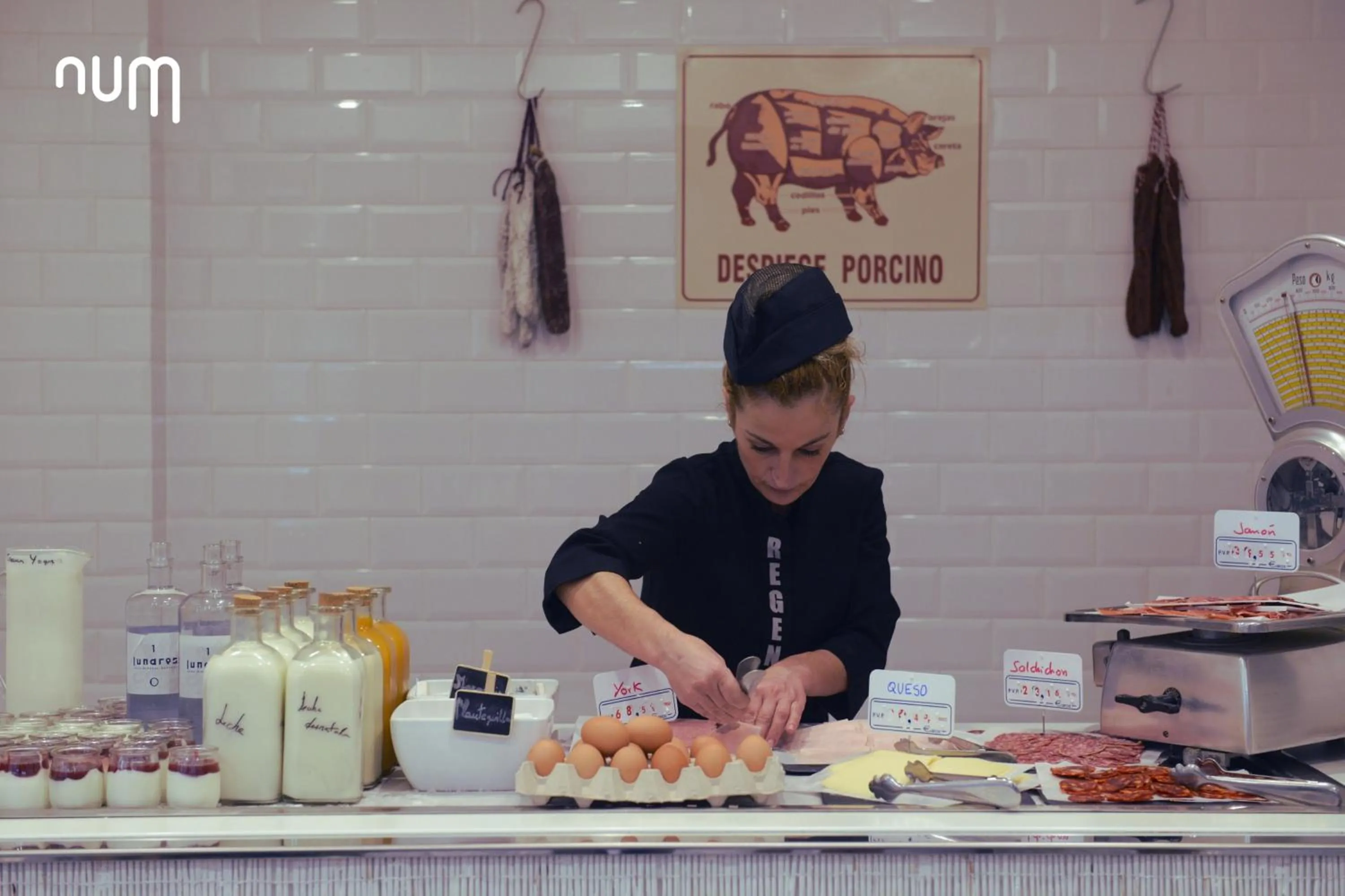 Buffet breakfast in Num Hotel