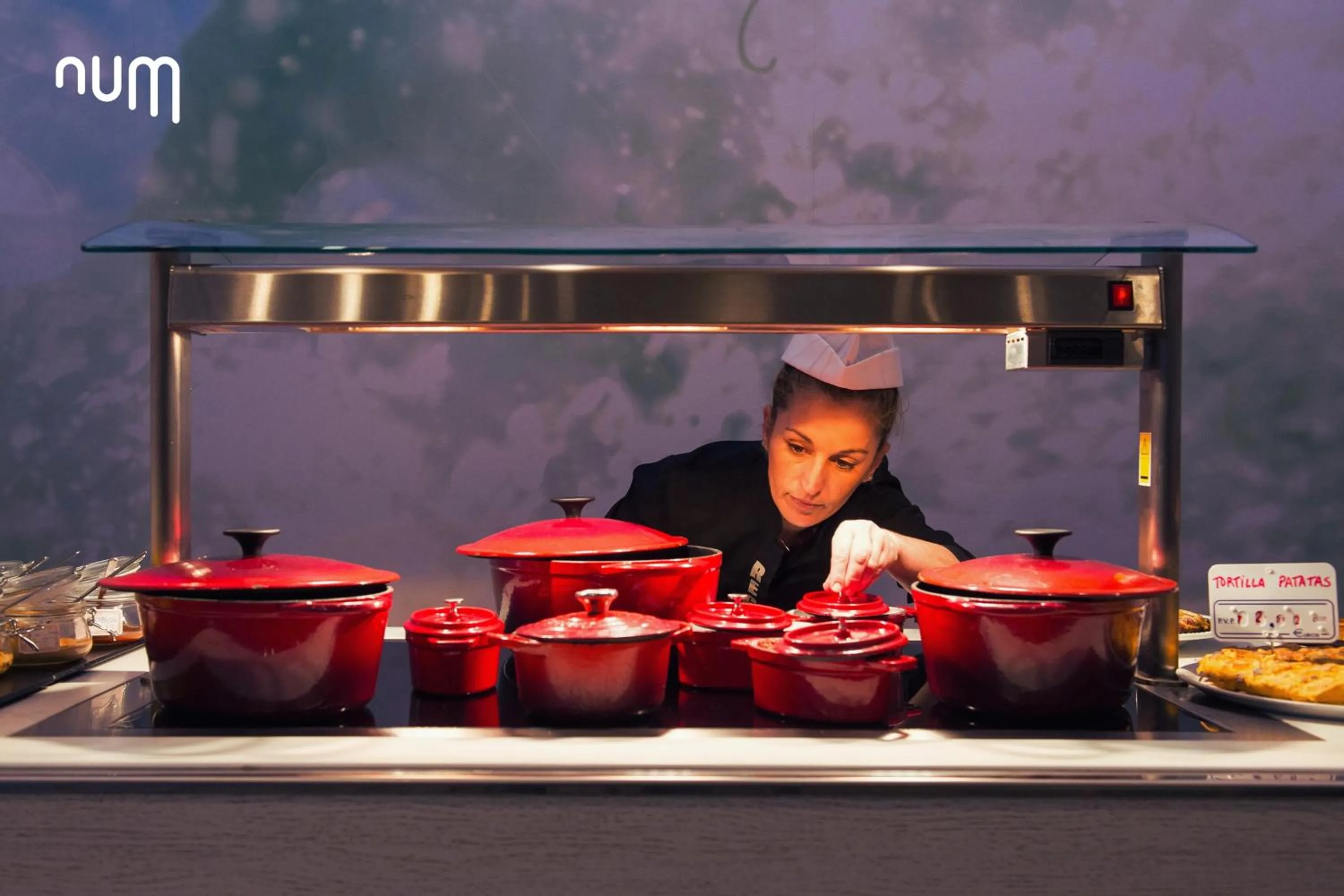 Buffet breakfast in Num Hotel