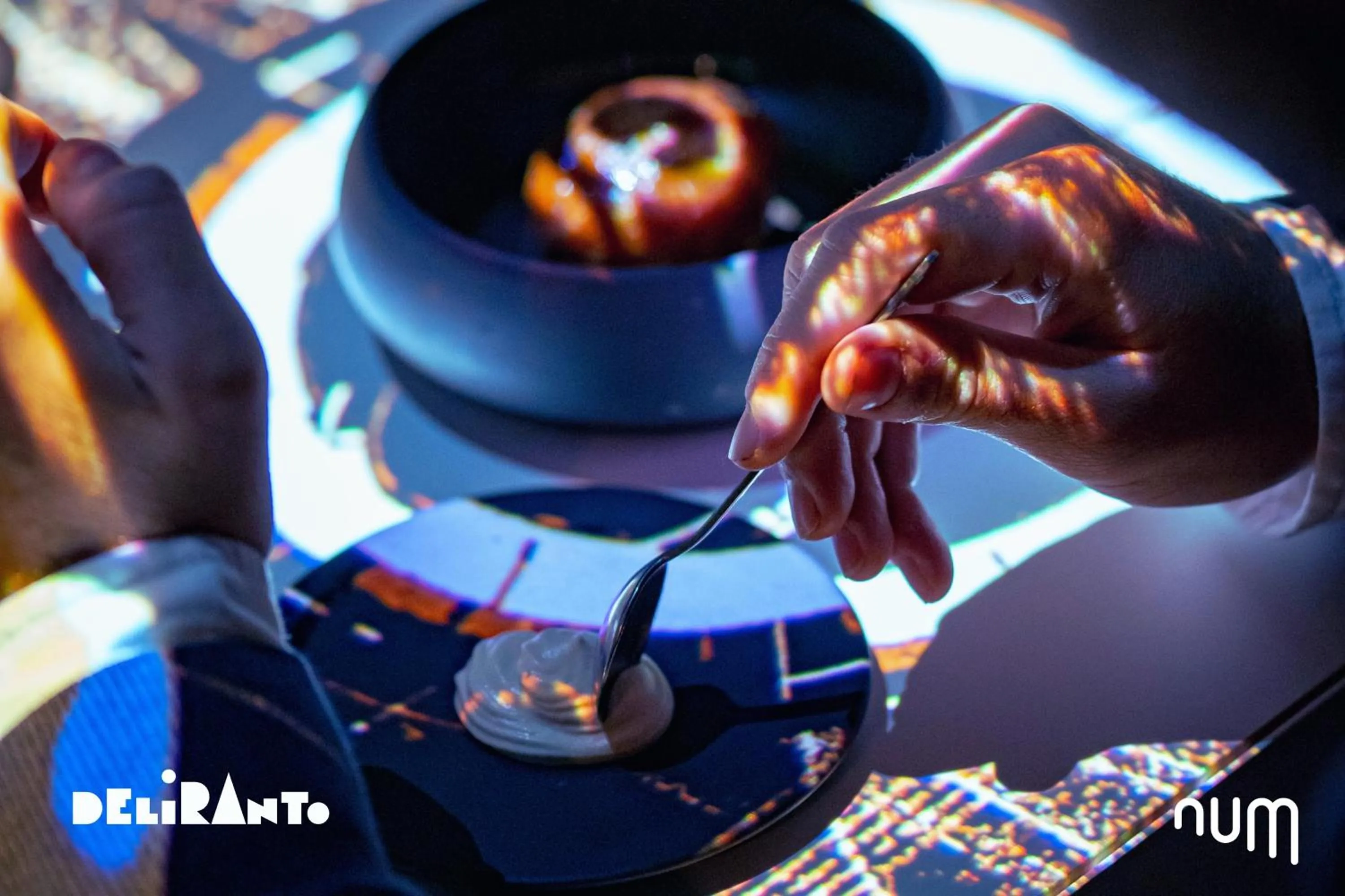 Restaurant/places to eat in Num Hotel