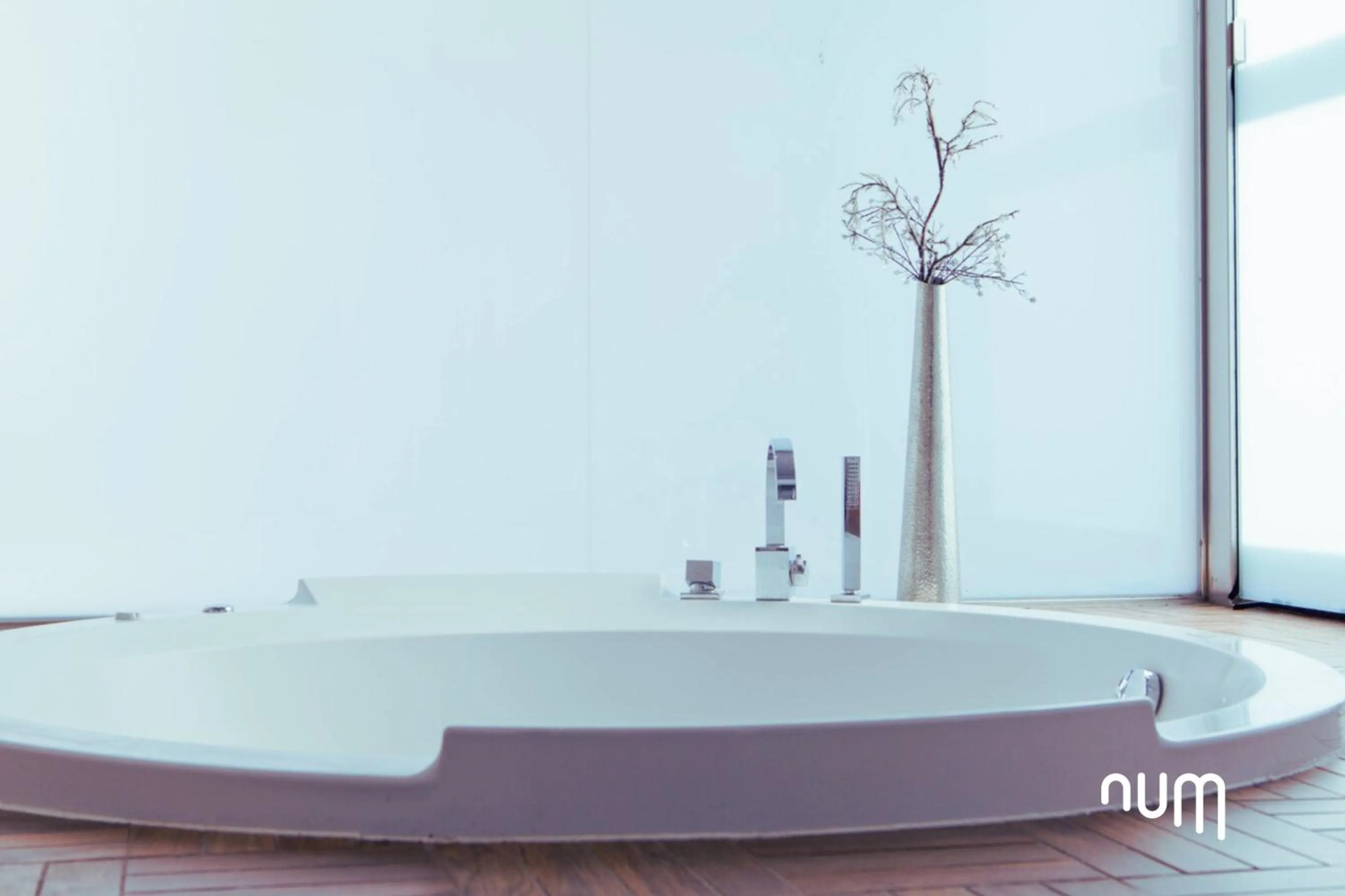 Hot Tub in Num Hotel