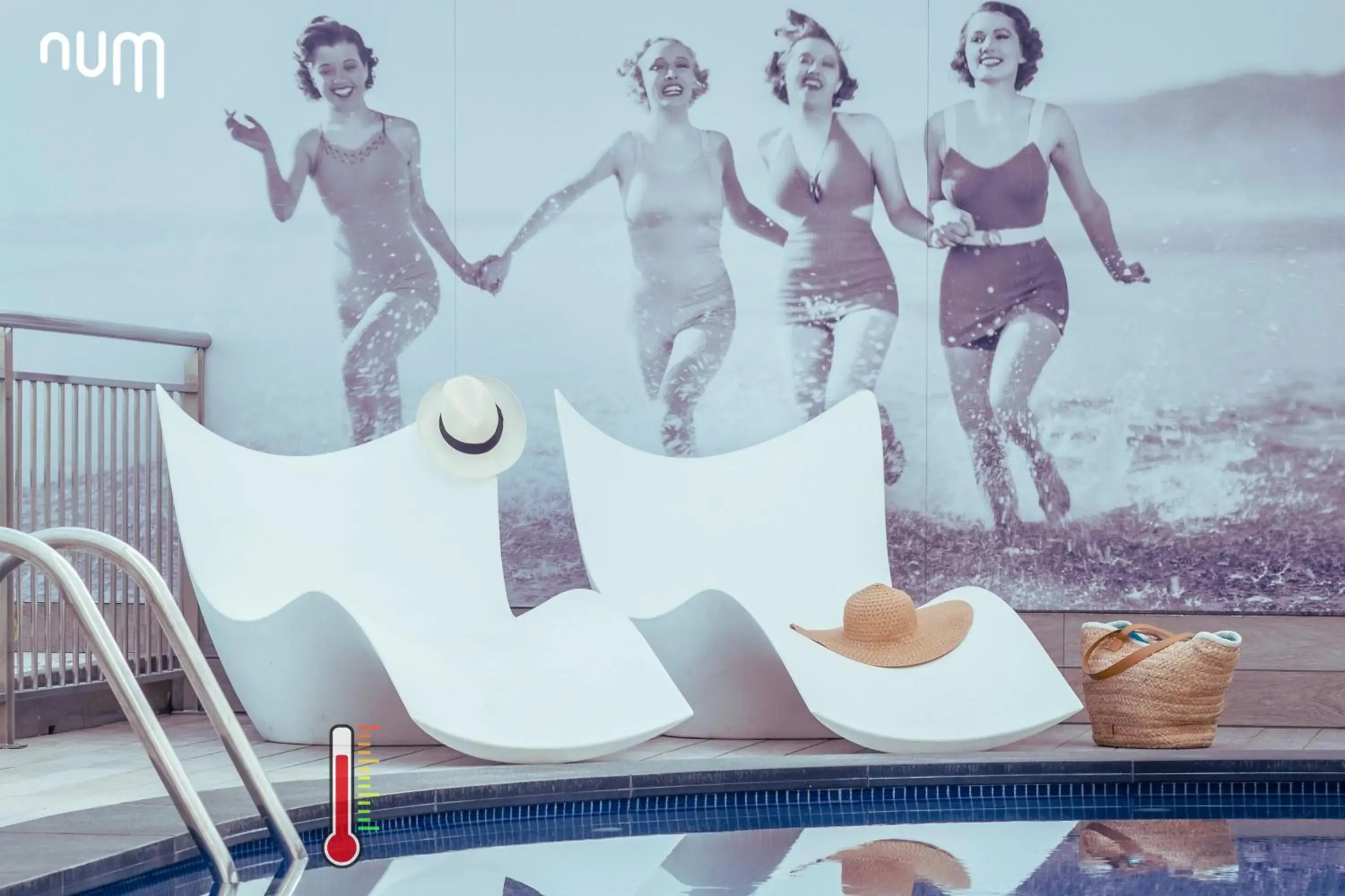 Swimming pool in Num Hotel Swimming pool in Num Hotel