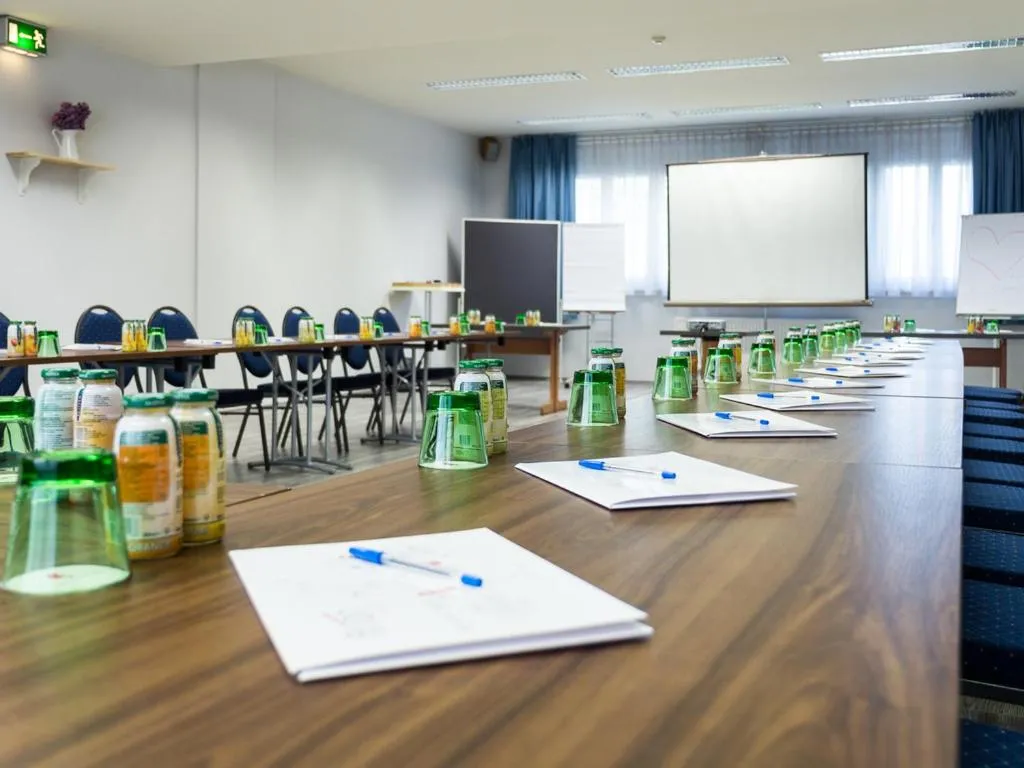 Meeting/conference room in 24hours Apartment Hotel