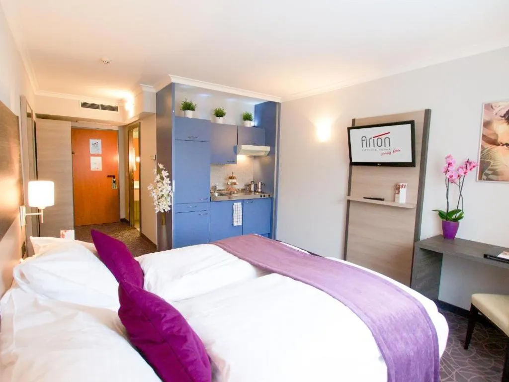 Deluxe Double Room in 24hours Apartment Hotel