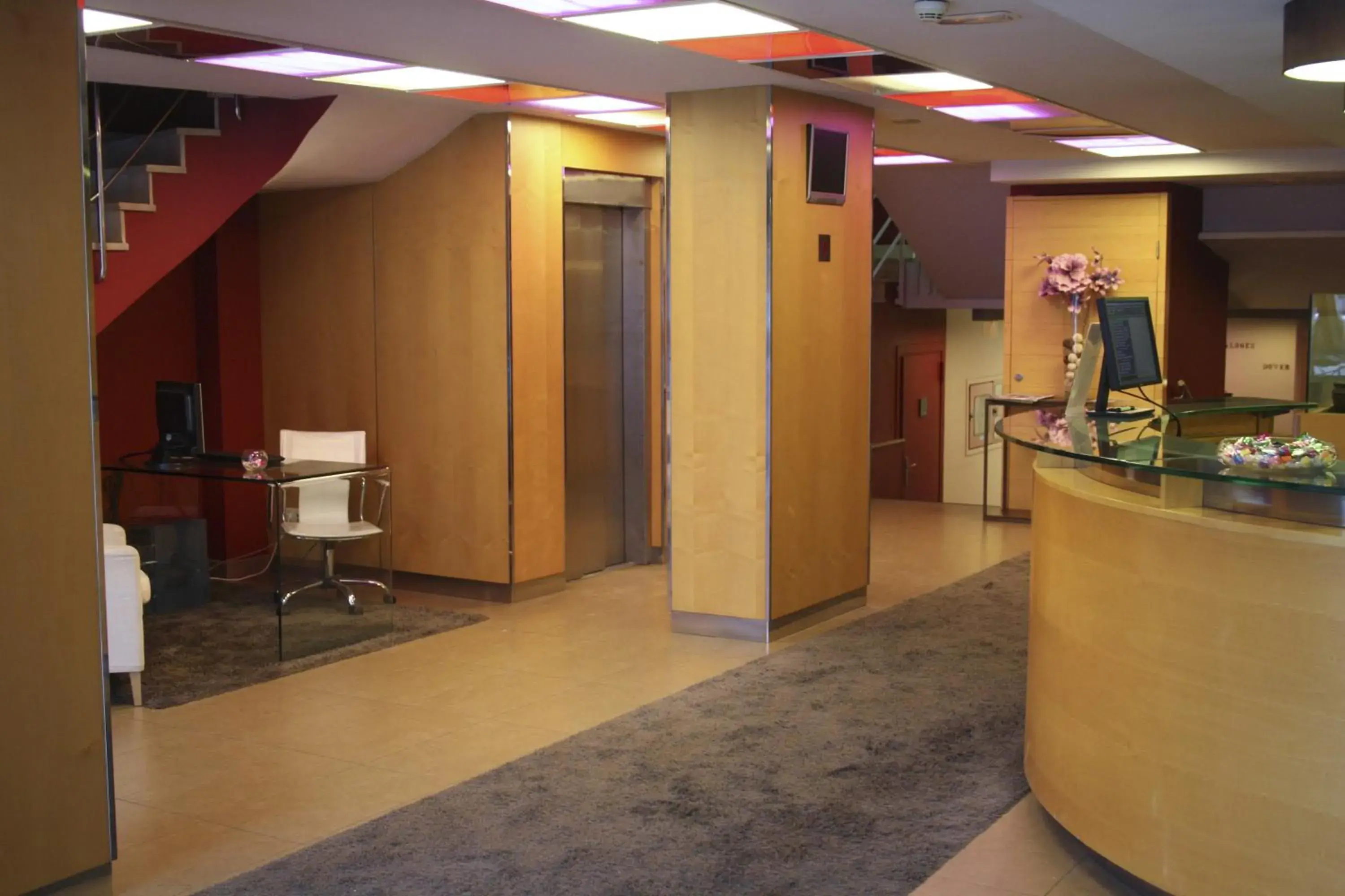 Lobby or reception in Hotel Abbot Lobby or reception in Hotel Abbot