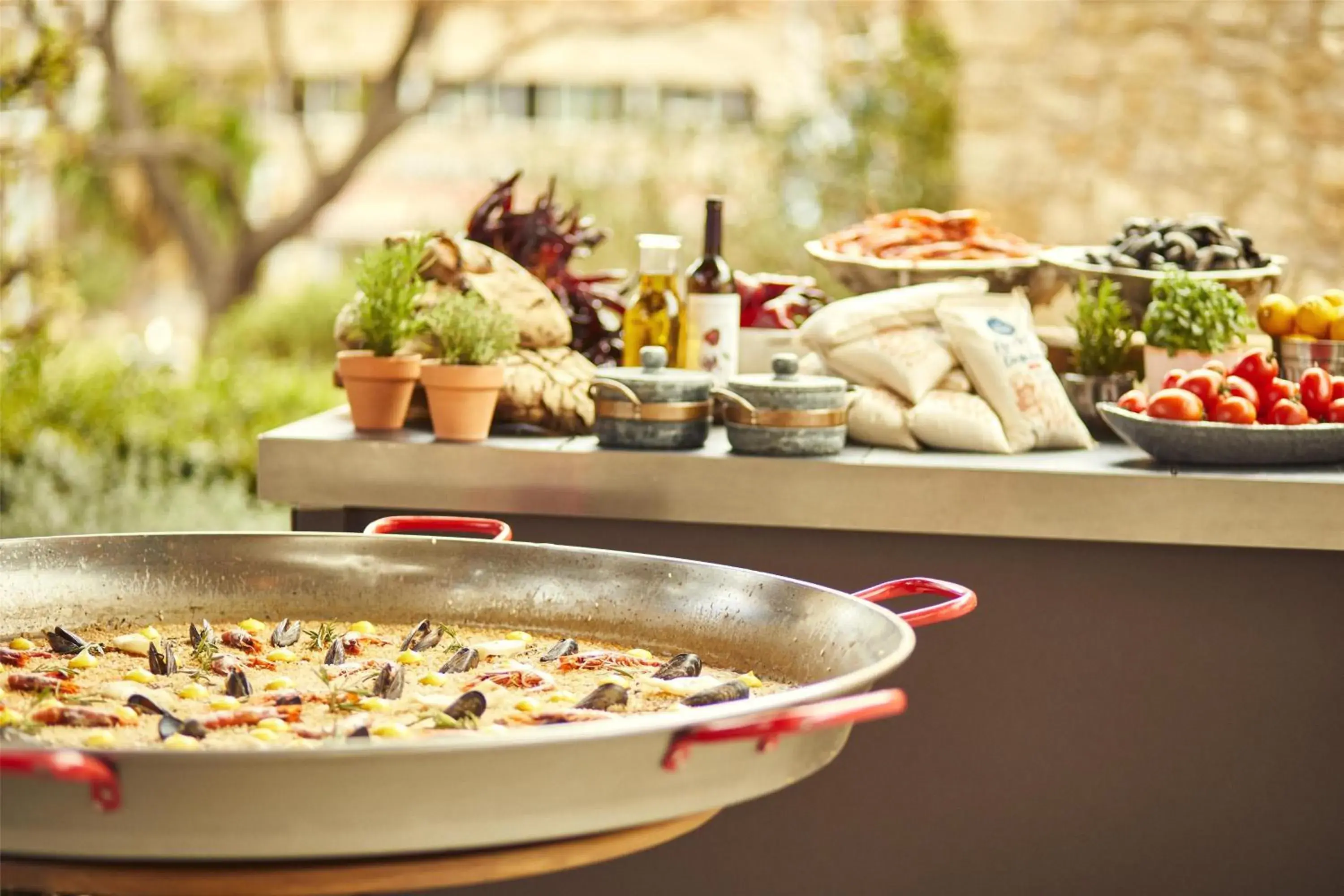 Restaurant/places to eat in Grand Hyatt Barcelona Restaurant/places to eat in Grand Hyatt Barcelona