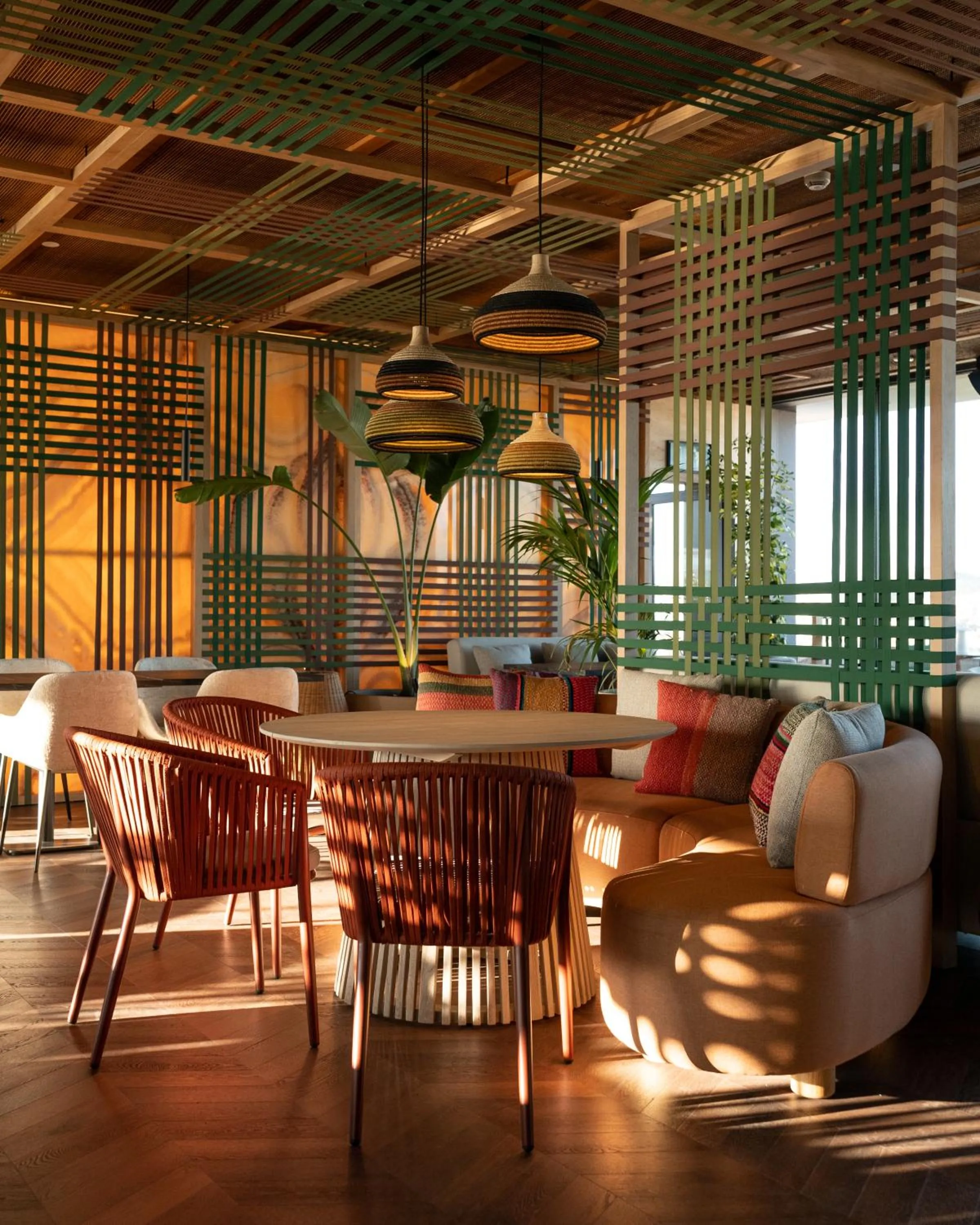 Restaurant/places to eat in Grand Hyatt Barcelona