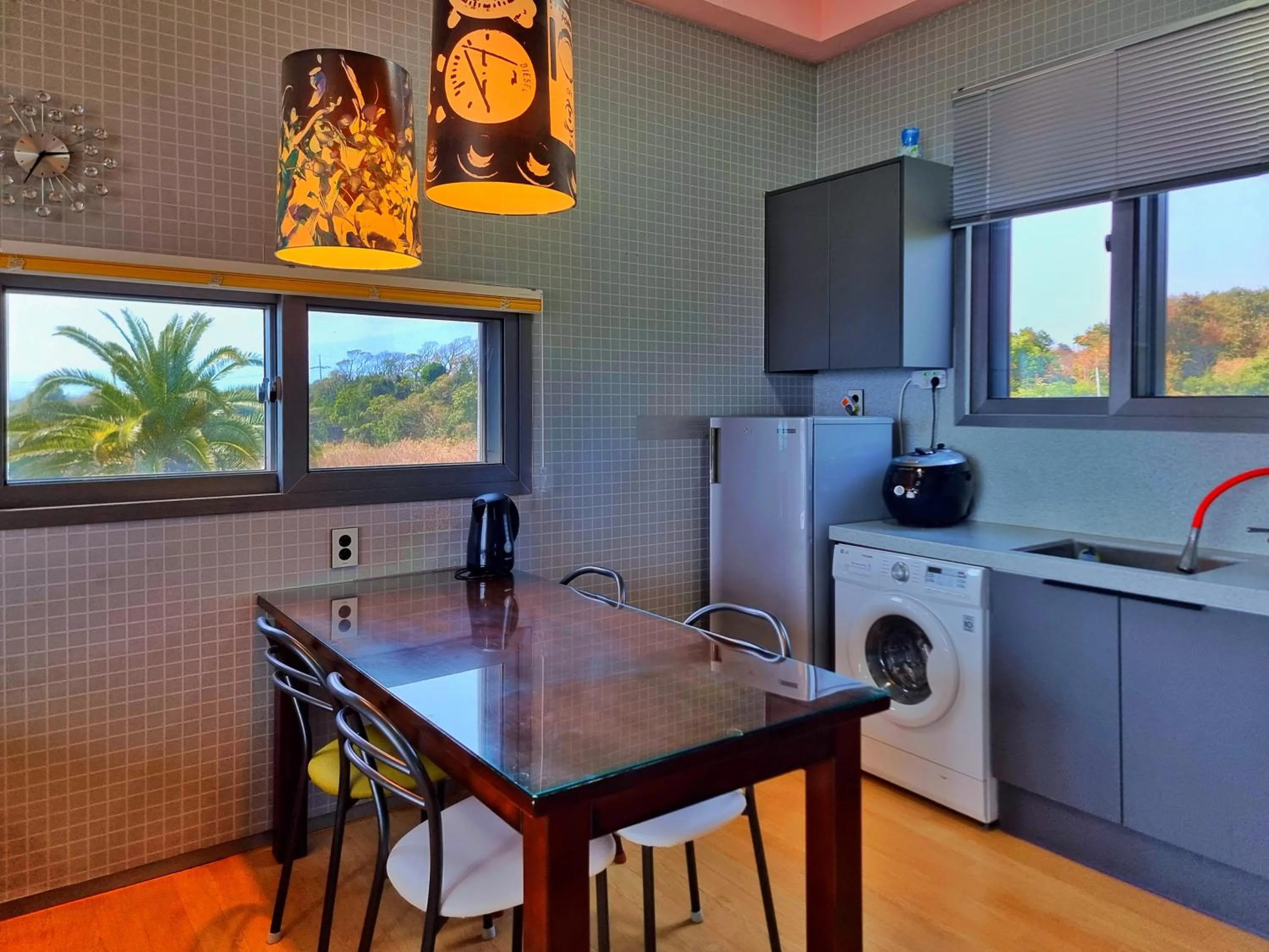 Coffee/tea facilities in OROJEJU