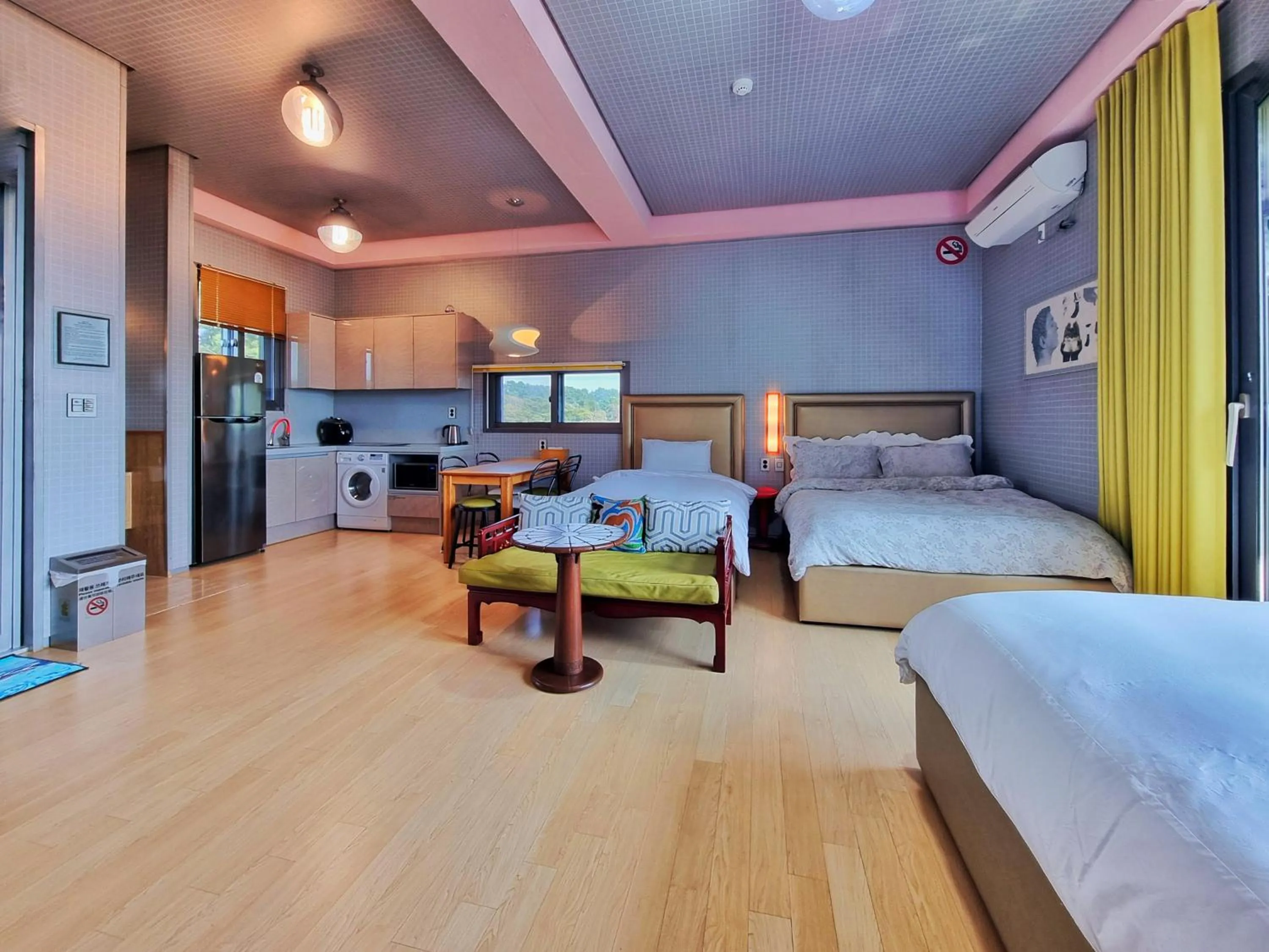 Photo of the whole room, Bed in OROJEJU