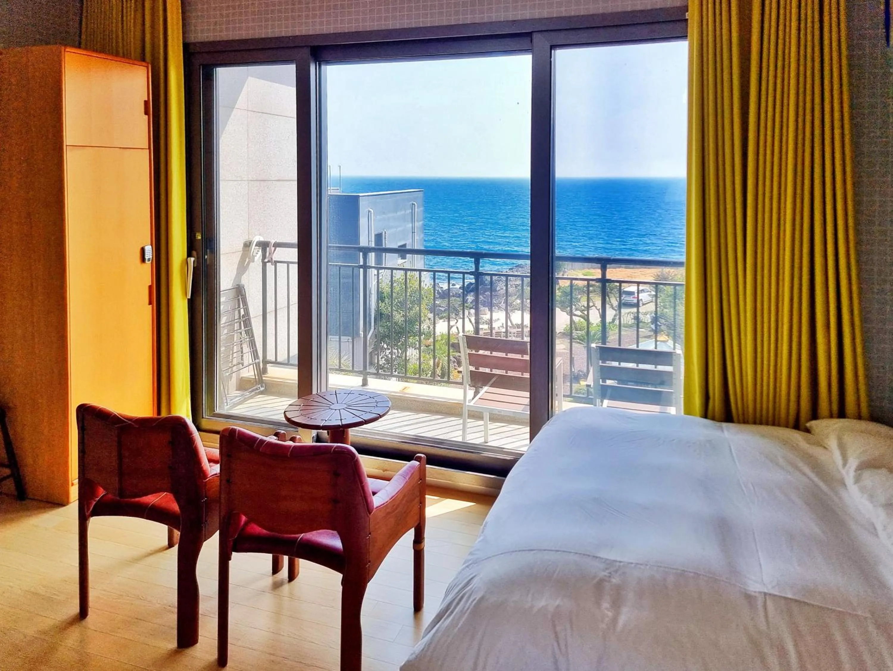 Sea view, Bed in OROJEJU