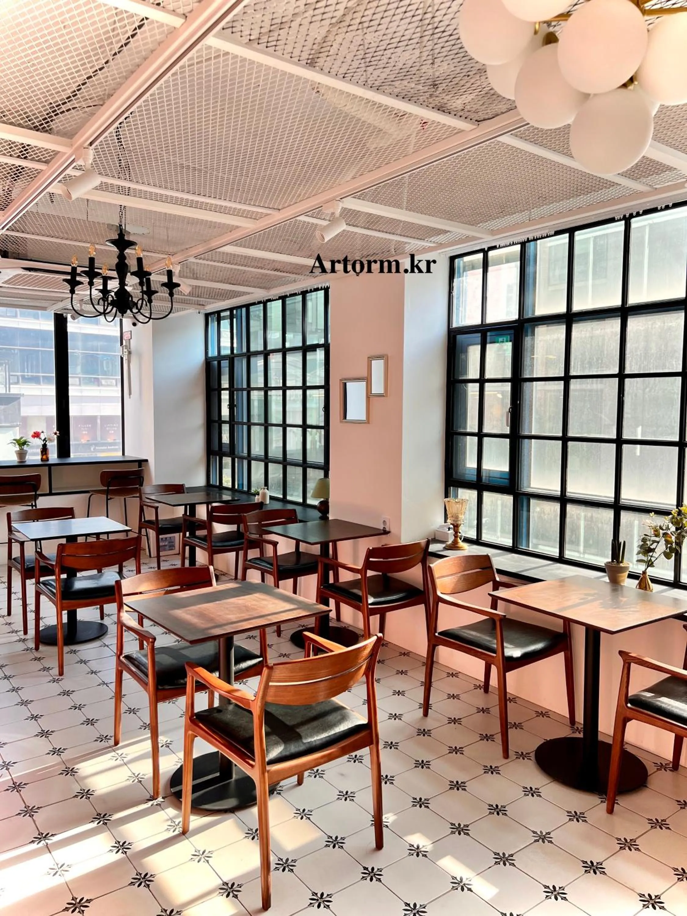 Lounge or bar in ARA125