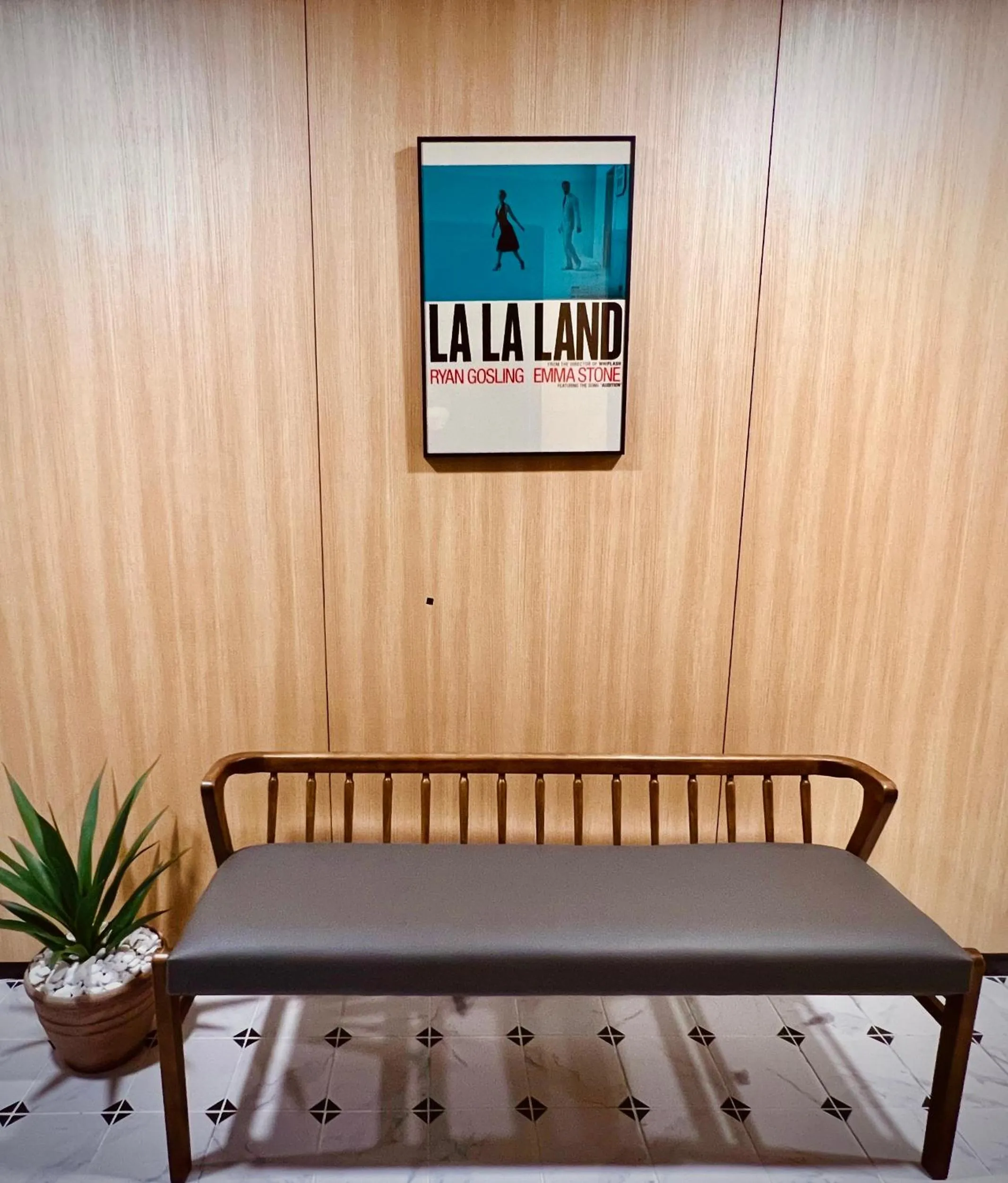 Seating area in ARA125