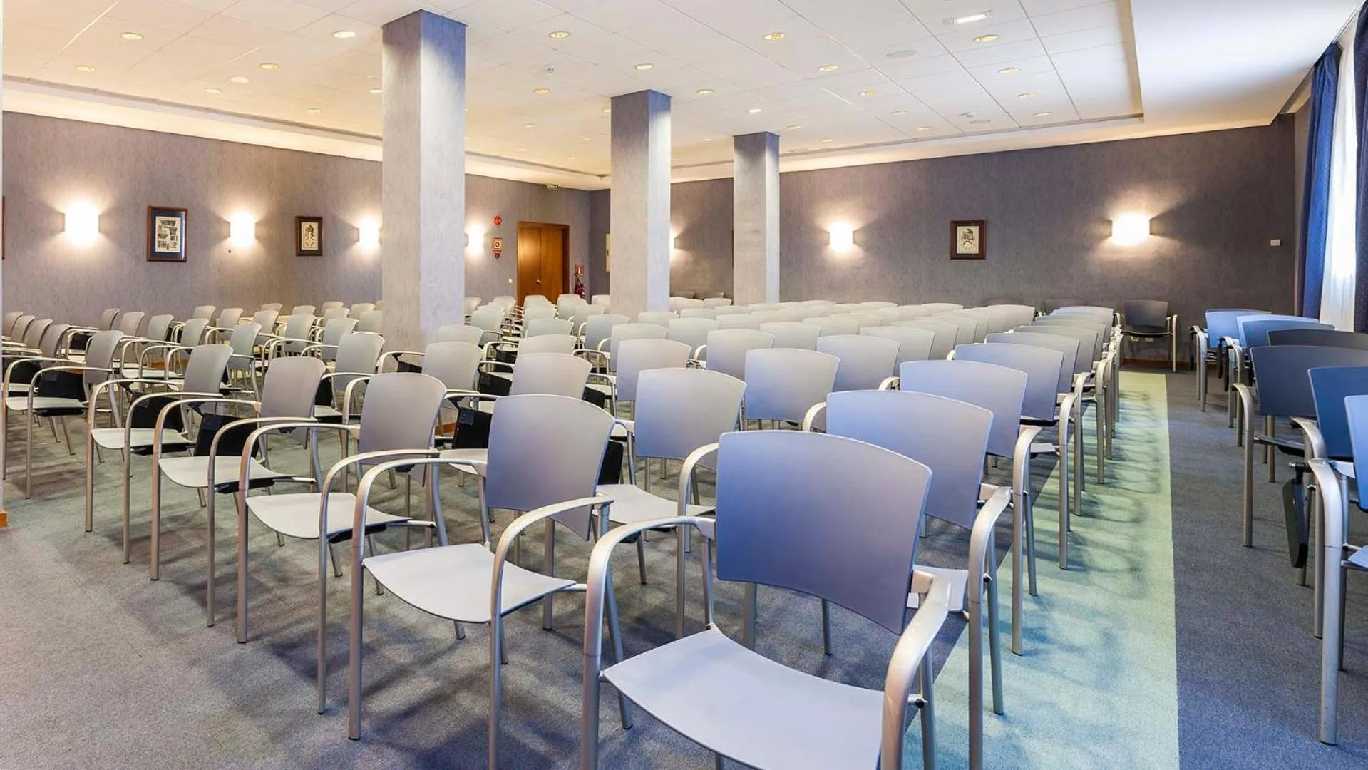 Meeting/conference room in Globales Almirante Farragut