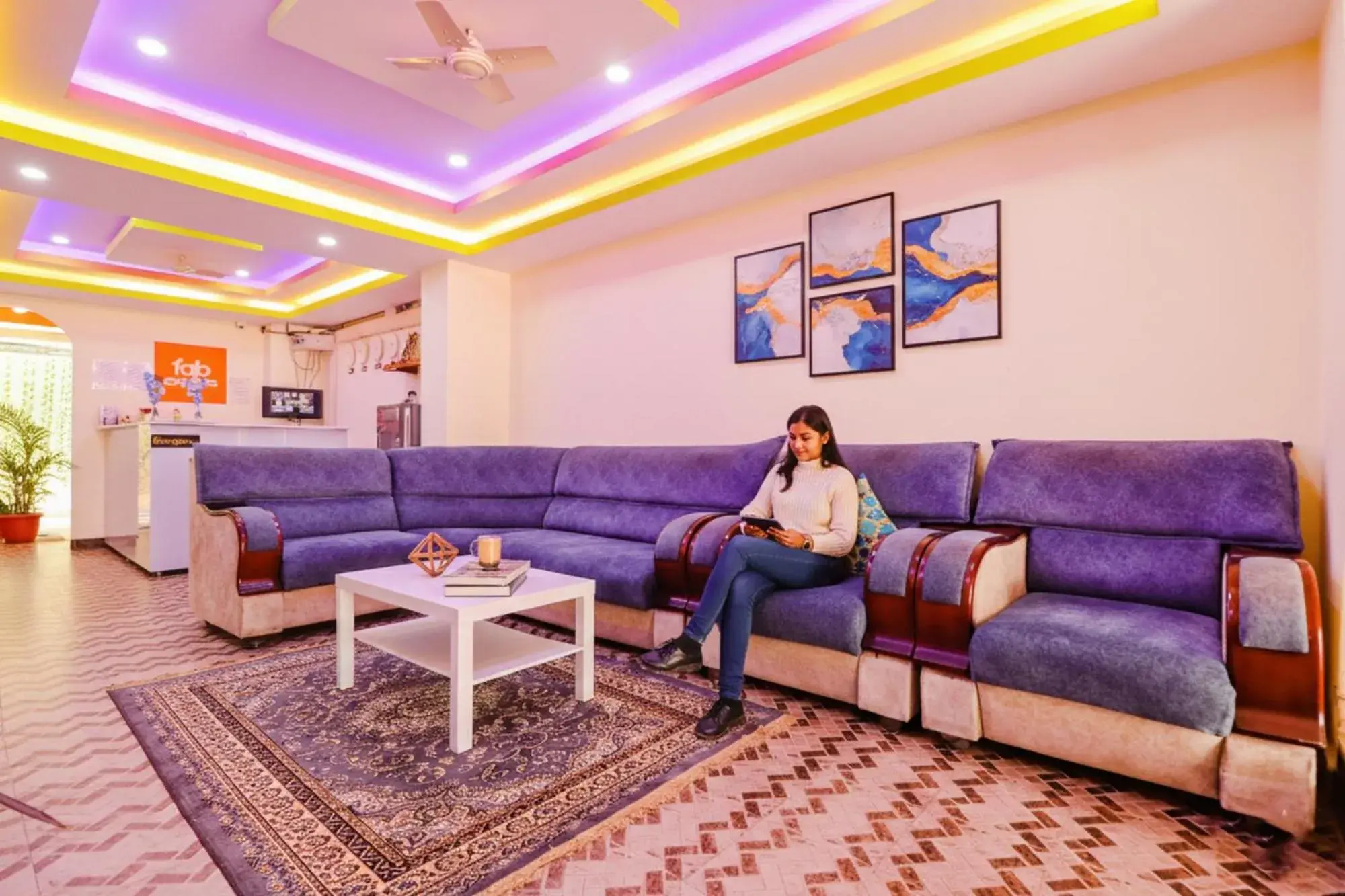 FabHotel Broholic Suites - Nr JNTU FabHotel Broholic Suites - Nr JNTU