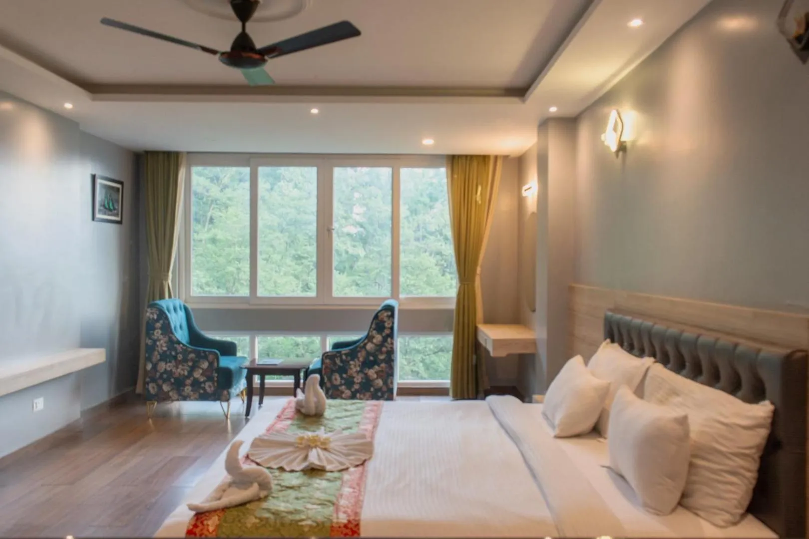 Bed in Avianna Gangtok Resort & Spa