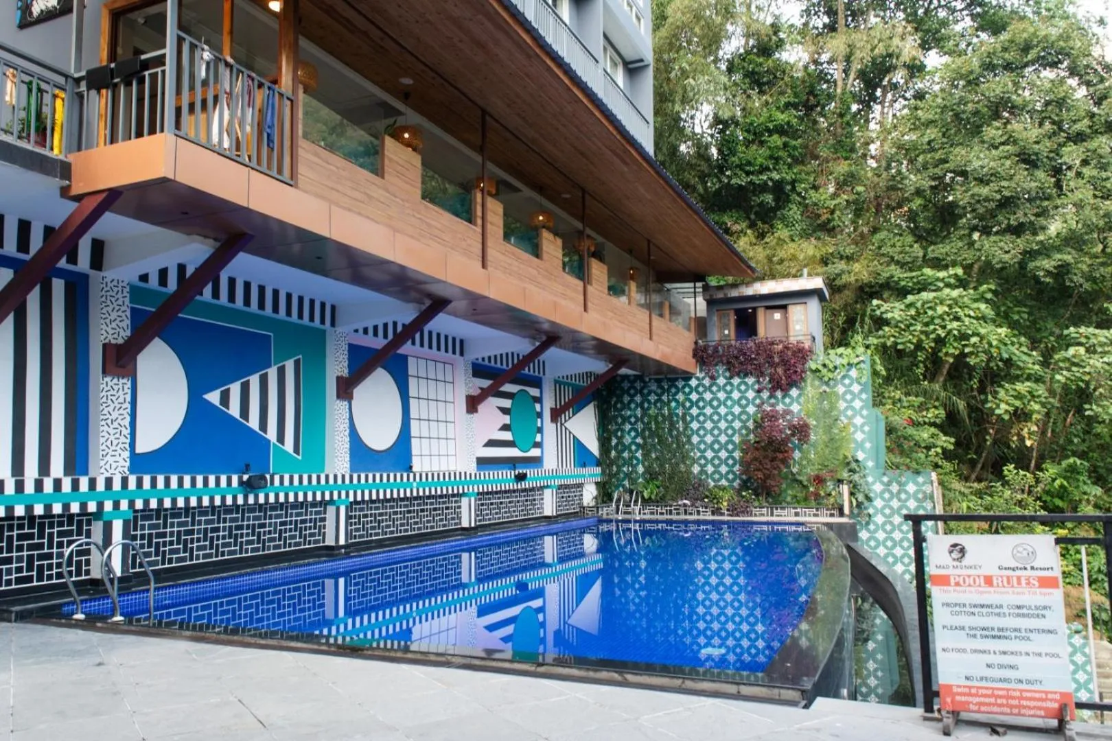 Facade/entrance in Avianna Gangtok Resort & Spa