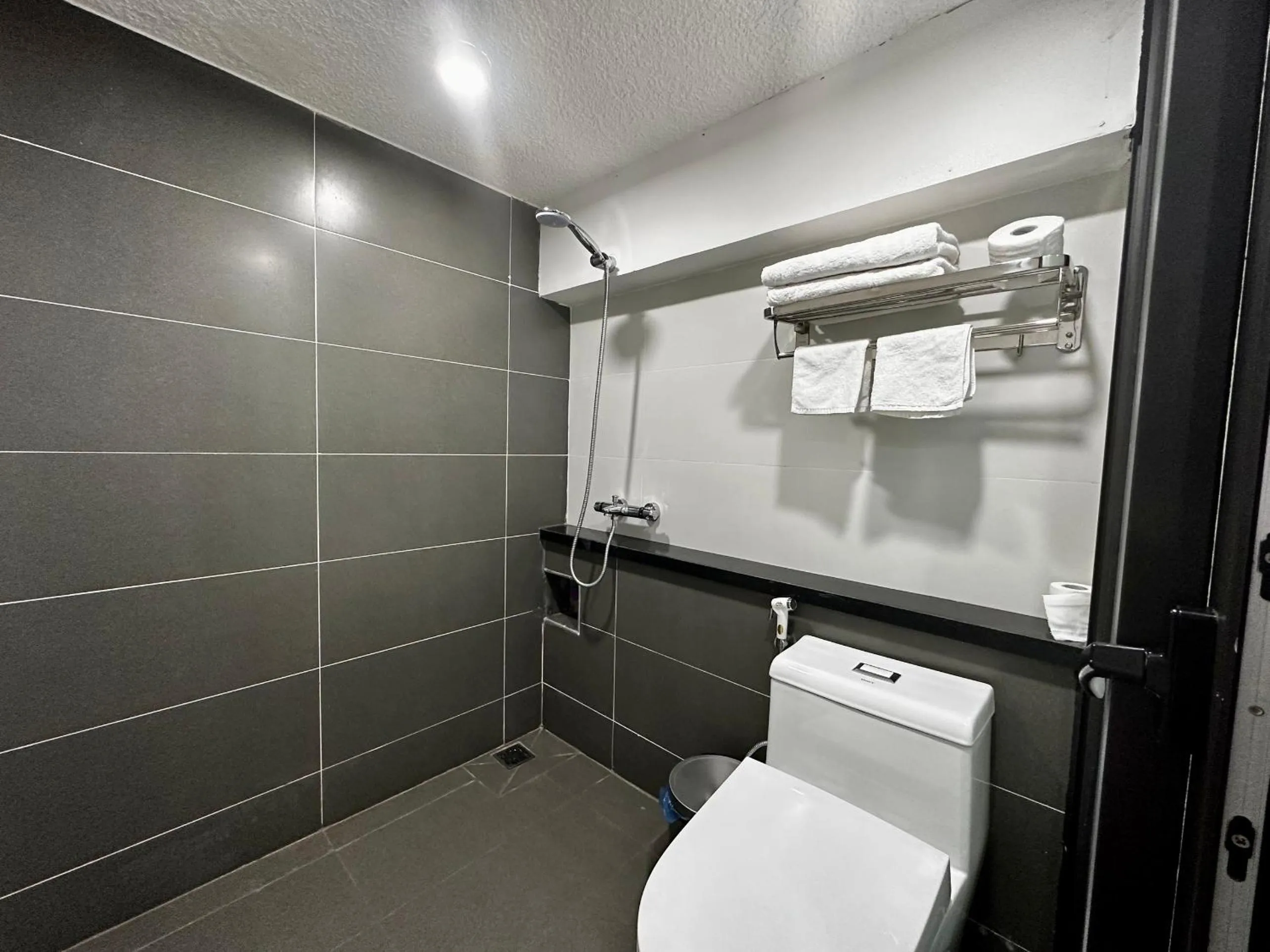 Shower in Hanoi Saga Hotel