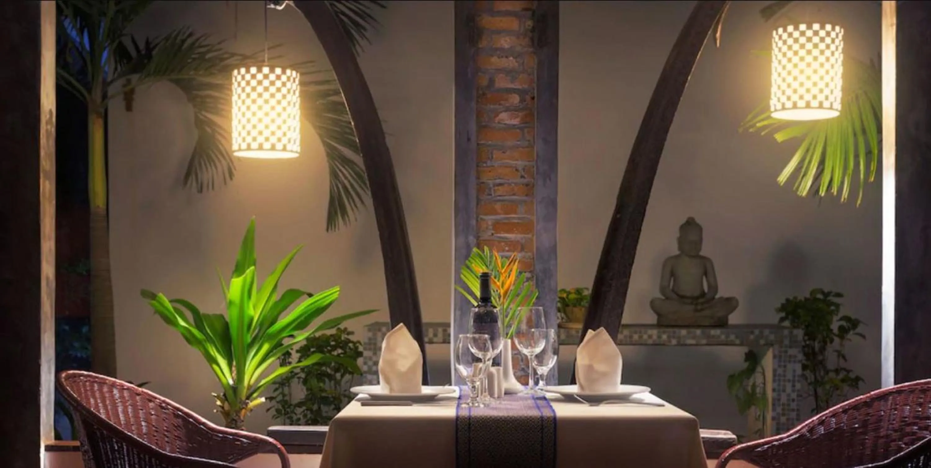 Restaurant/places to eat in Apsara Greenland Boutique Villa & Resort
