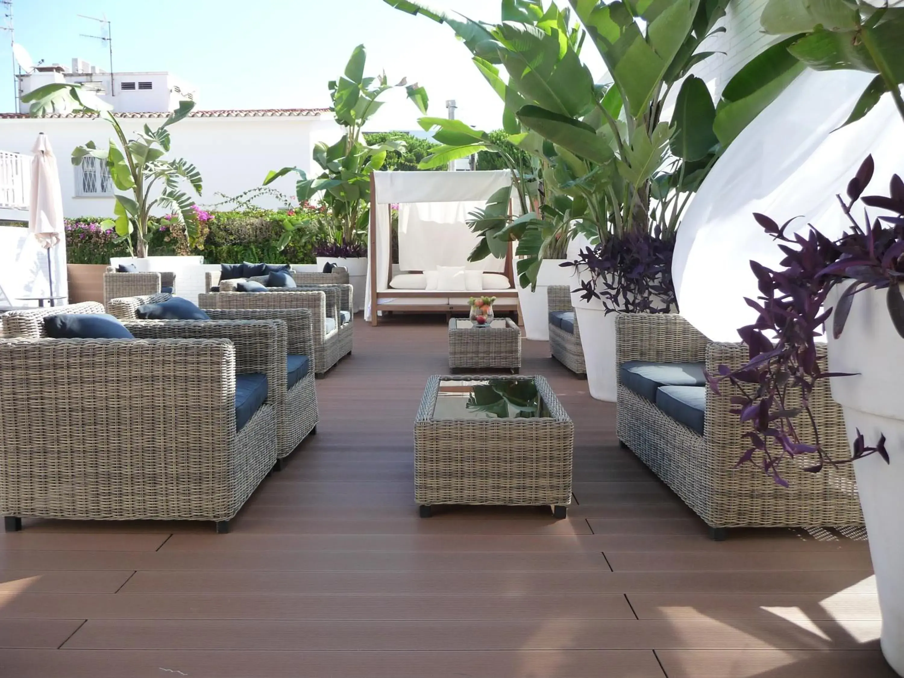 Lounge or bar in Ibersol Antemare - Adults Only Lounge or bar in Ibersol Antemare - Adults Only