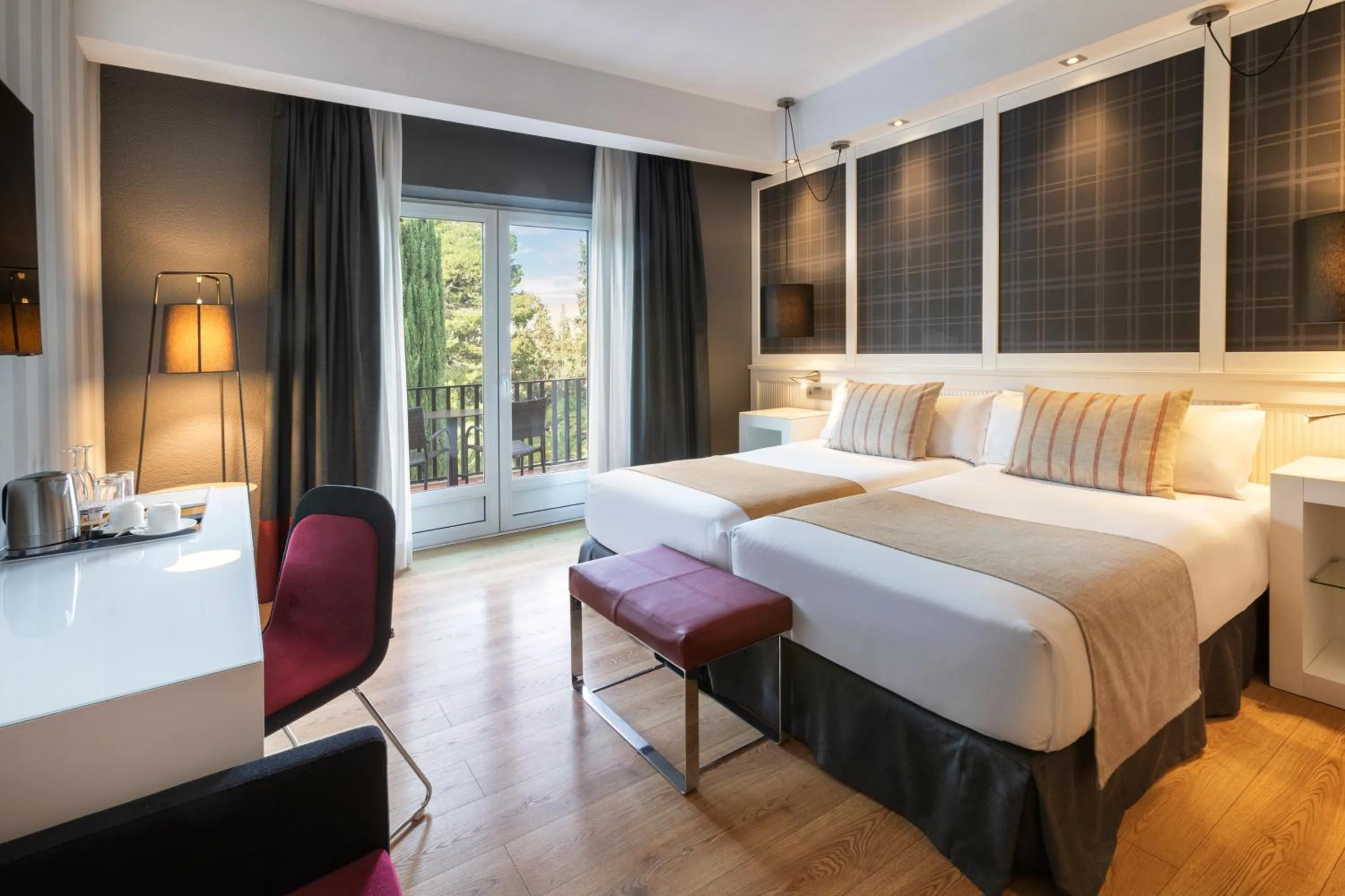 Bed in Catalonia Reina Victoria