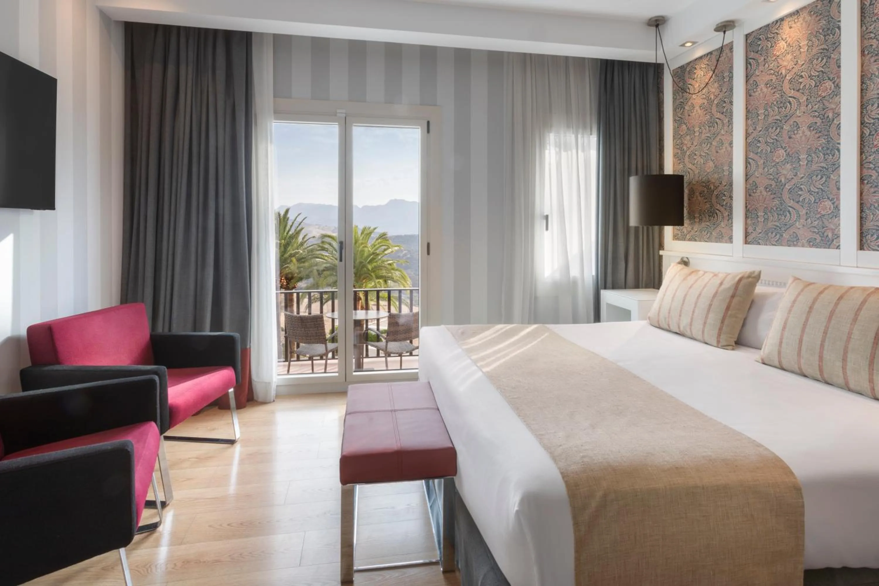 Bed in Catalonia Reina Victoria