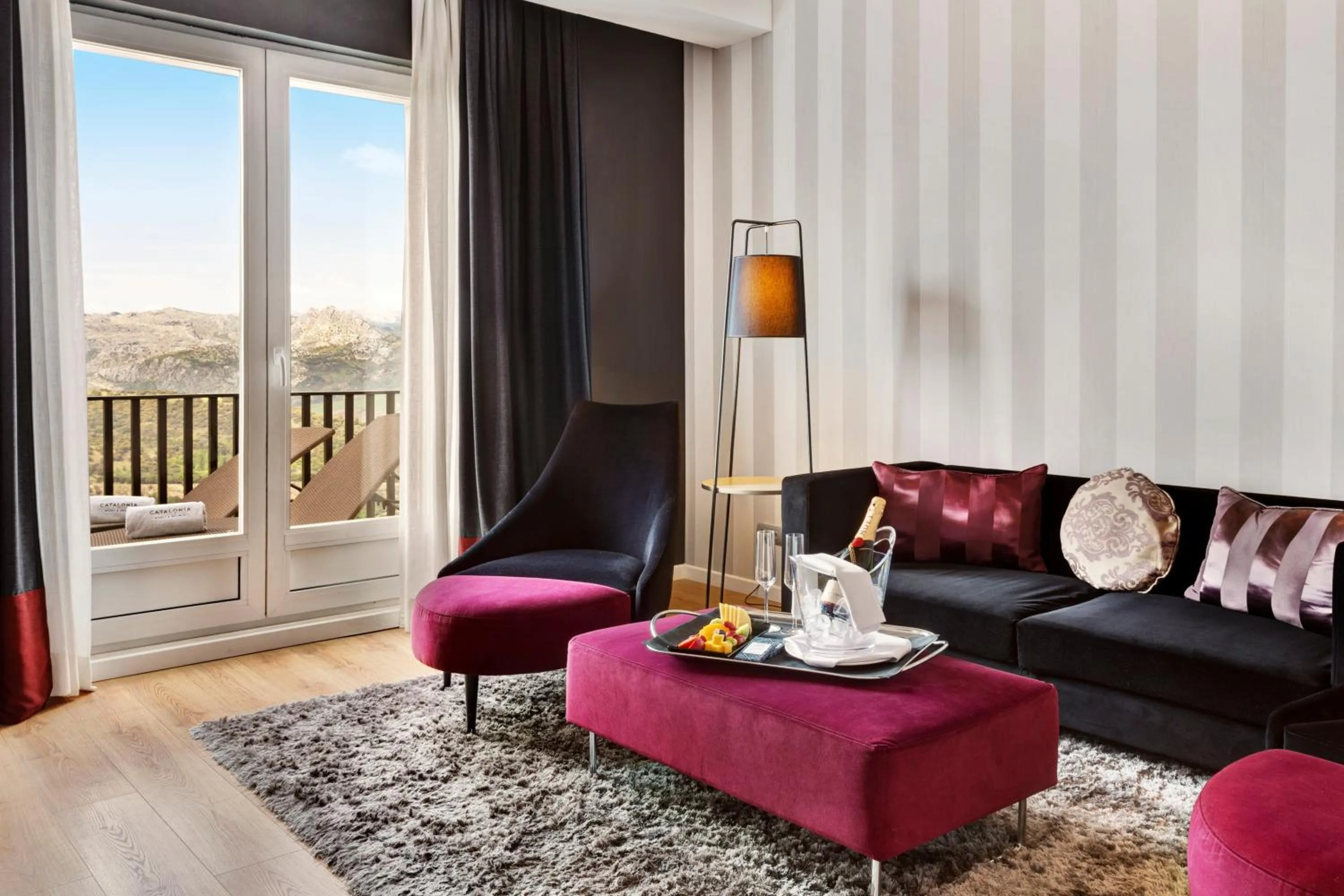 Living room in Catalonia Reina Victoria